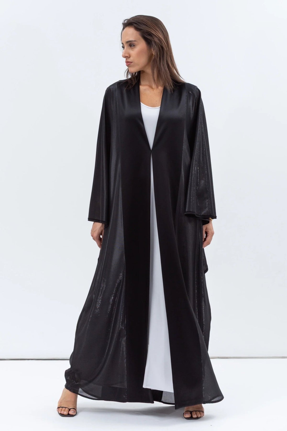 AB - FL - MTCBLK - BS ABAYA - MIRA Y MANO