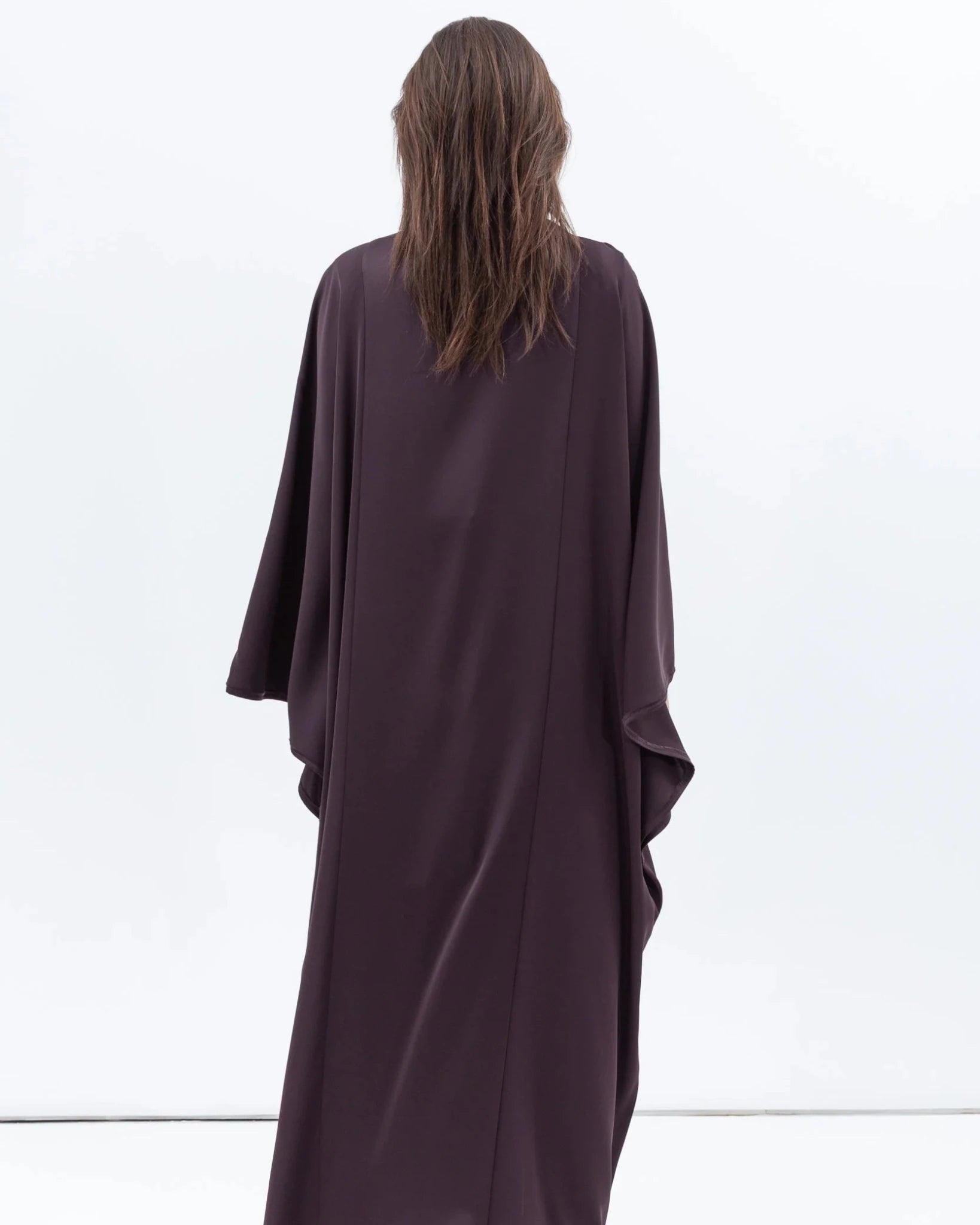 AB-FL-SL-DP ABAYA - CHIKA - MIRA Y MANO