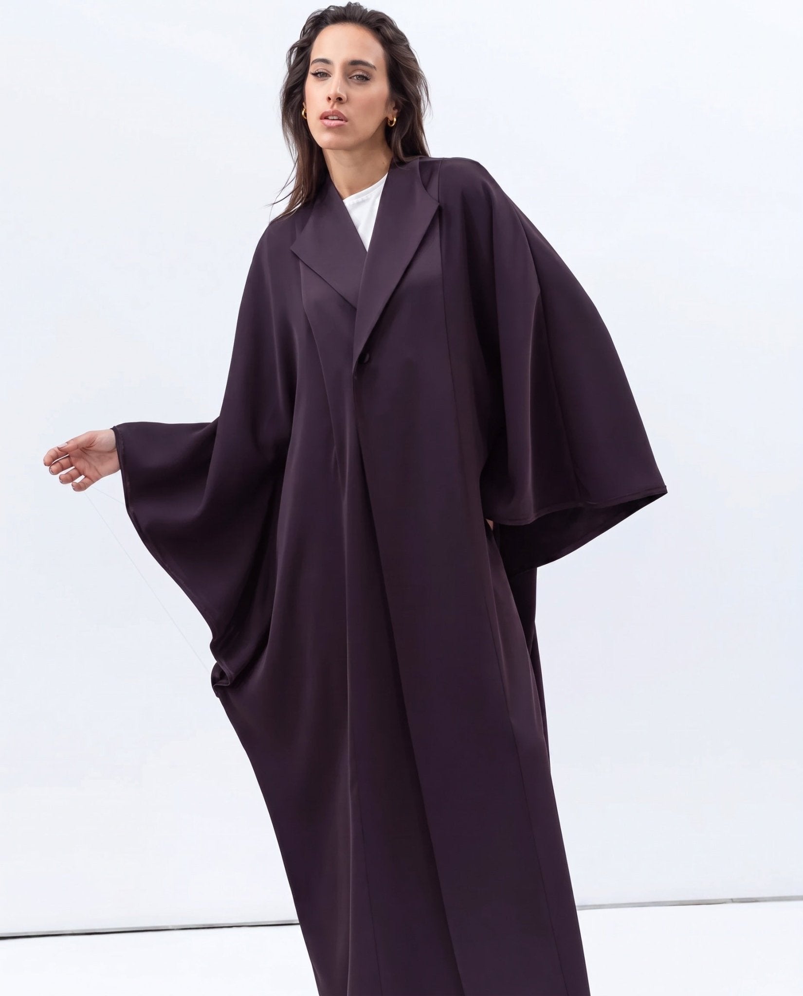 AB-FL-SL-DP – Deep Plum Abaya - CHIKA - MIRA Y MANO
