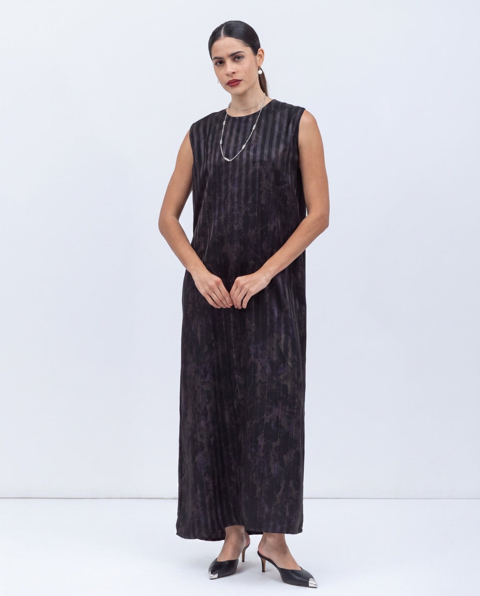 AB-FLW-STR-BLK – Black Abaya - CHIKA - MIRA Y MANO