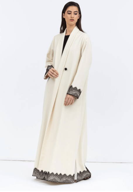 AB - L - W - IV ABAYA - CHIKA - MIRA Y MANO