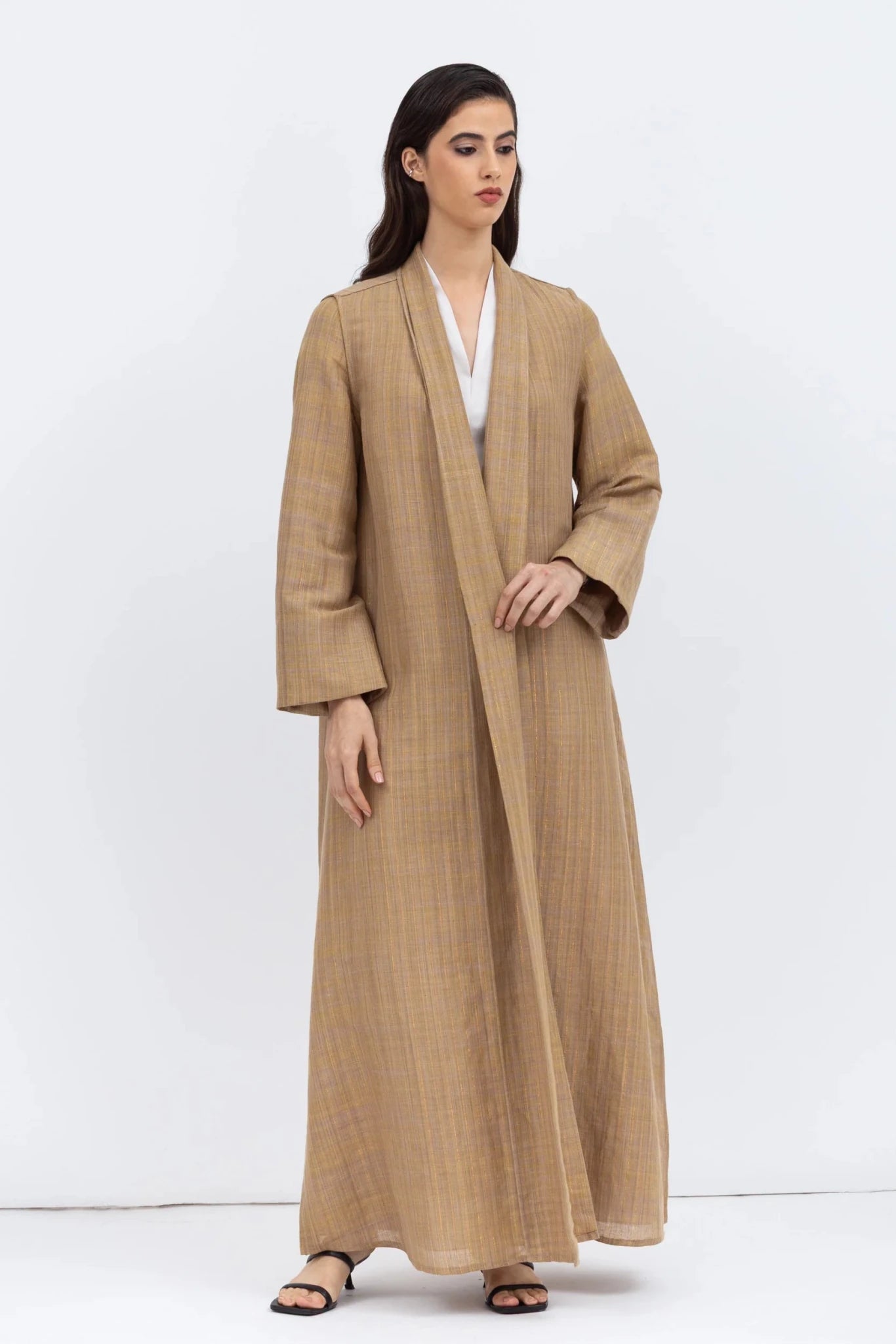 AB - LOO - LI - UM ABAYA - CHIKA - MIRA Y MANO