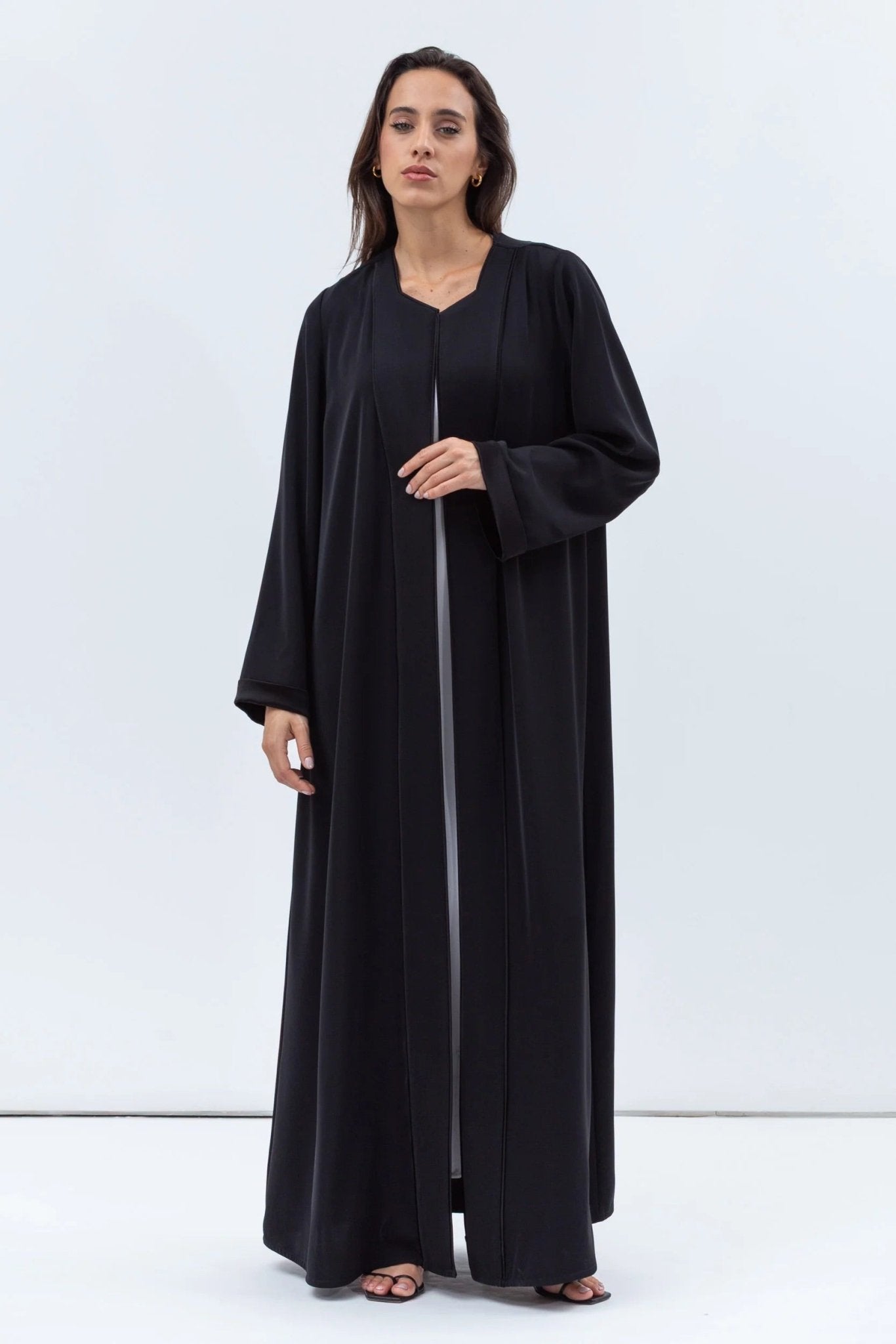 AB - SC - BLKSH - BSD ABAYA - CHIKA - MIRA Y MANO
