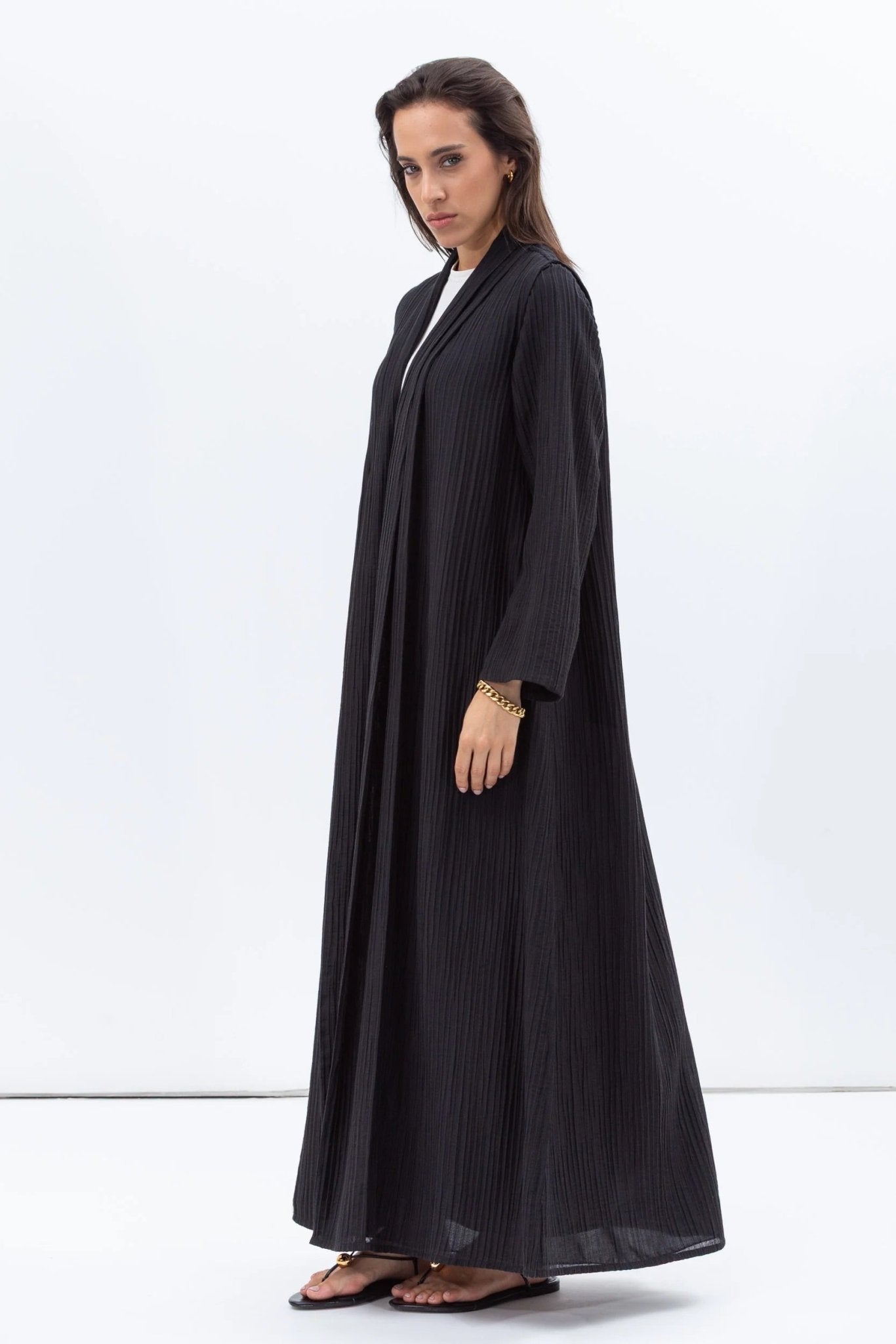 AB-SL-BLK ABAYA - CHIKA - MIRA Y MANO
