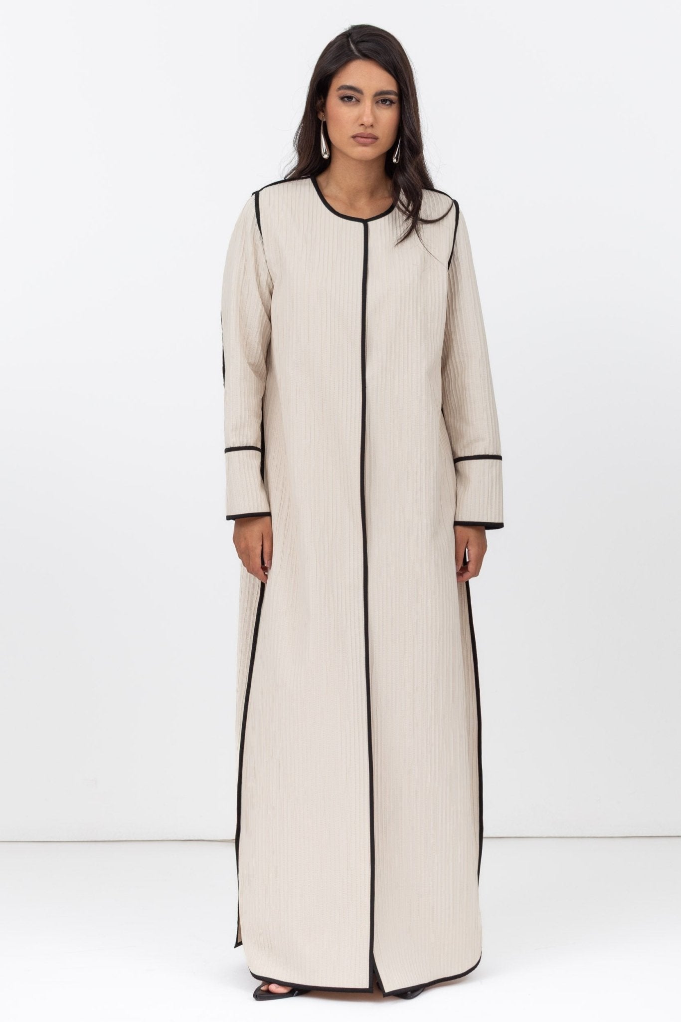 AB - ST - CR - BLKP ABAYA - CHIKA - MIRA Y MANO