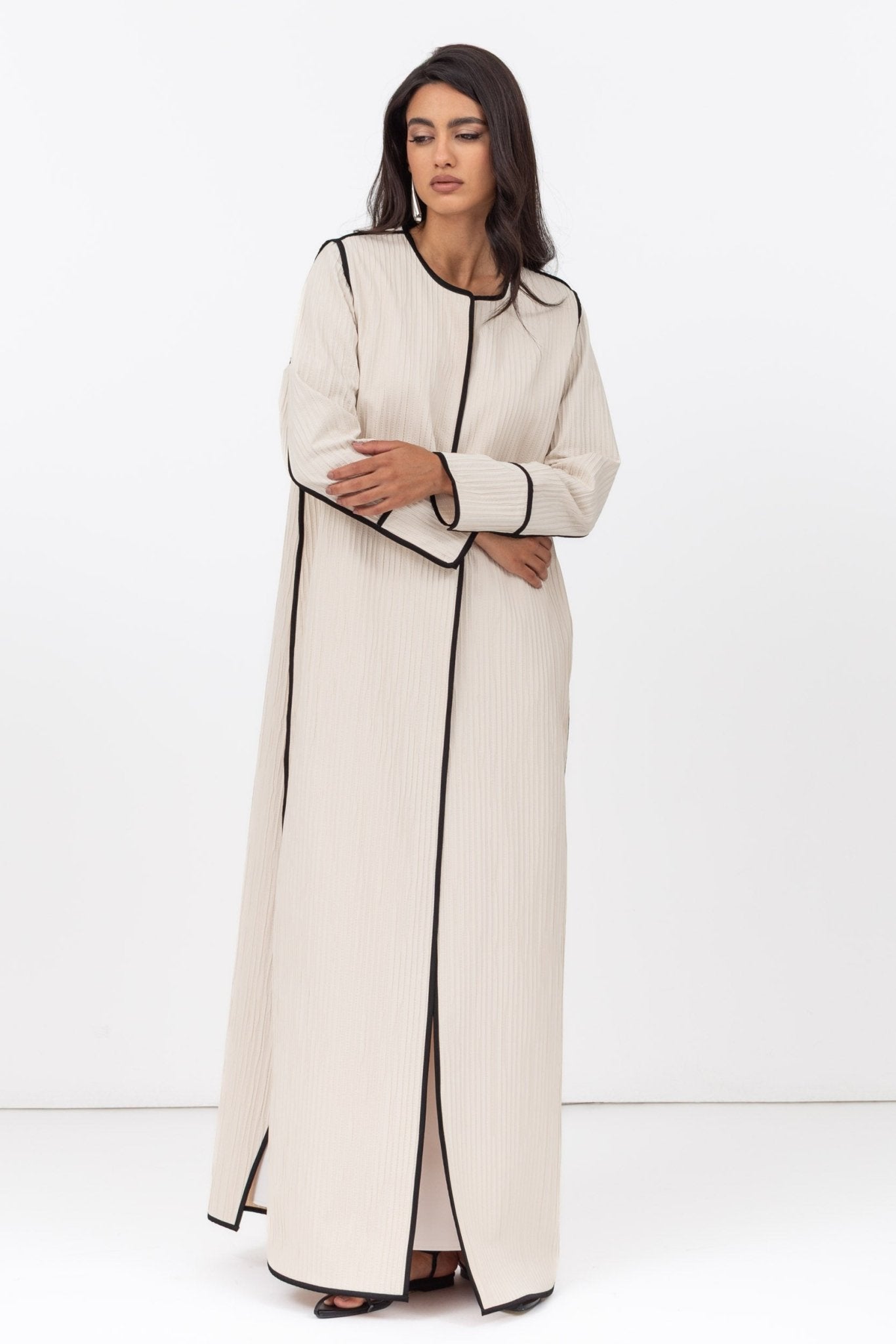 AB - ST - CR - BLKP ABAYA - CHIKA - MIRA Y MANO