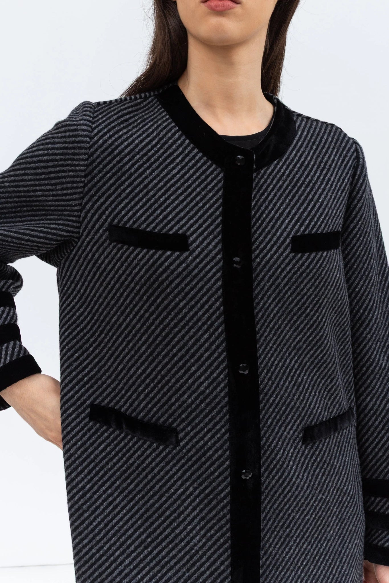 AB - ST - W - GRY ABAYA - CHIKA - MIRA Y MANO