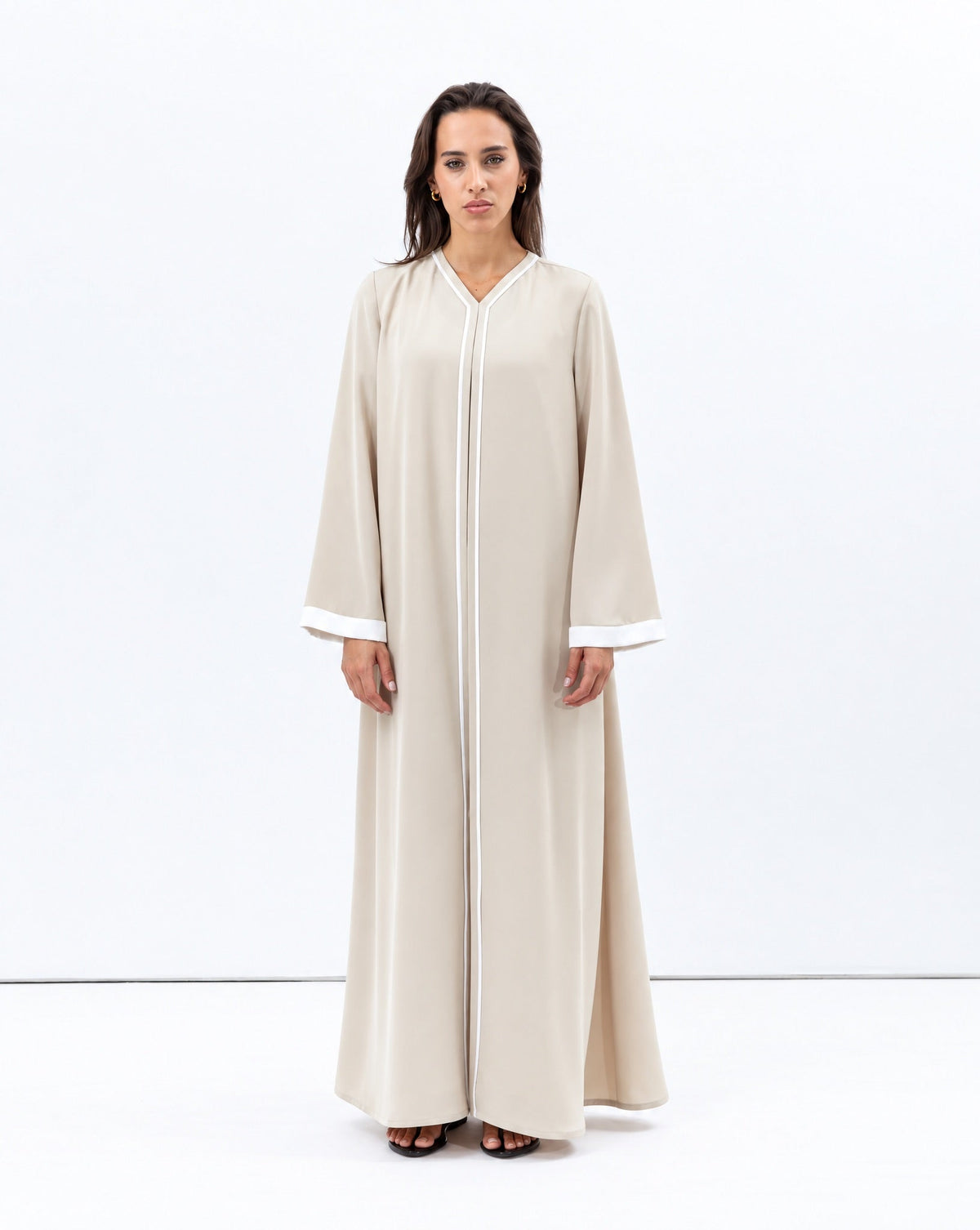 Front Closing Abaya in Cream with High V Neck - CHIKA - MIRA Y MANO