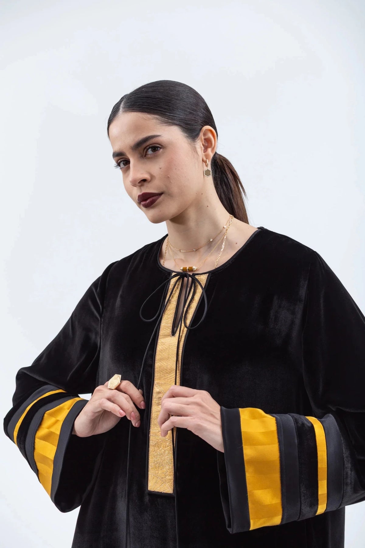 KAF - VEL - BLK KAFTAN - MIRA Y MANO
