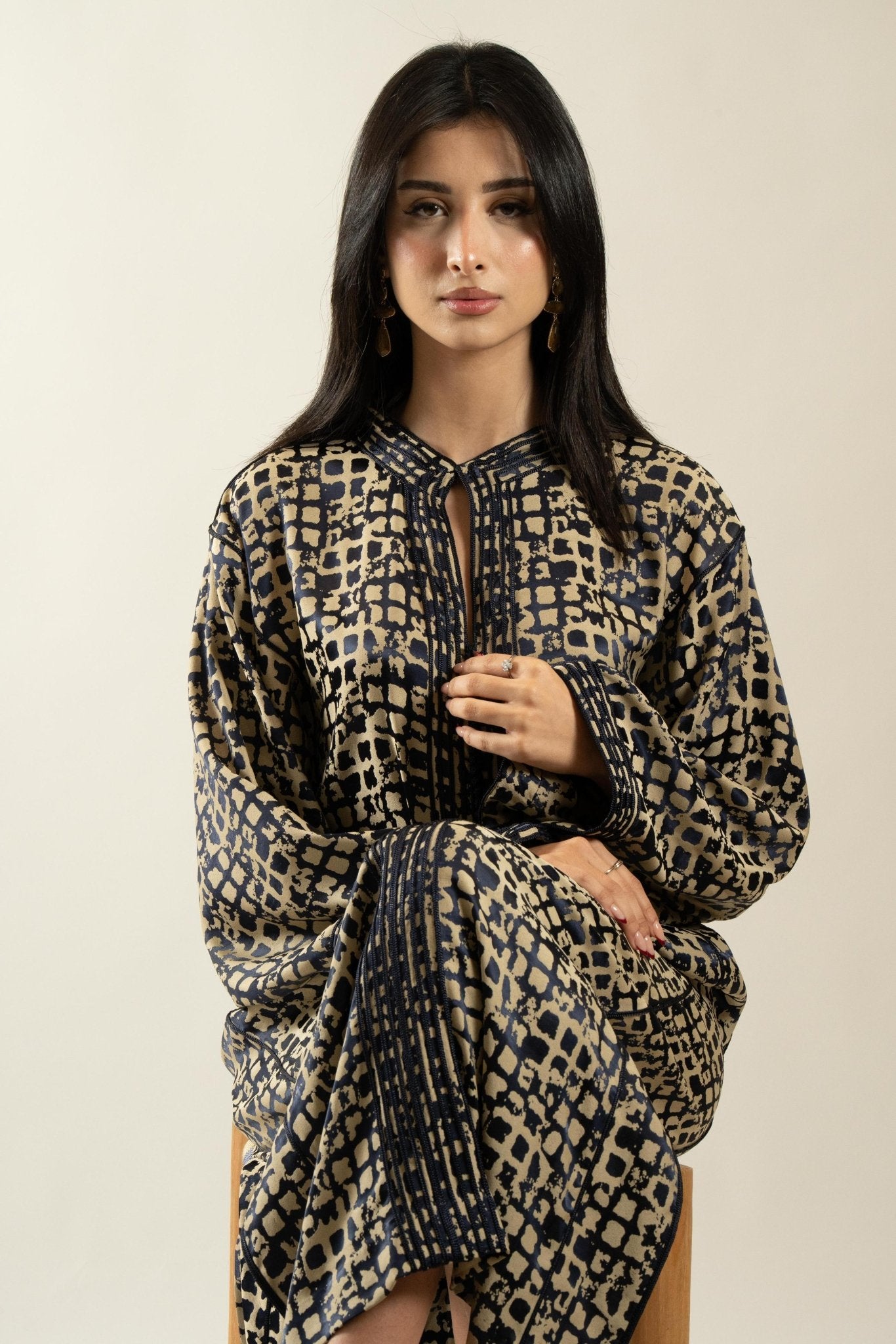 SS26 COS 108 - NV JALABIAH - CUP OF SEA - MIRA Y MANO