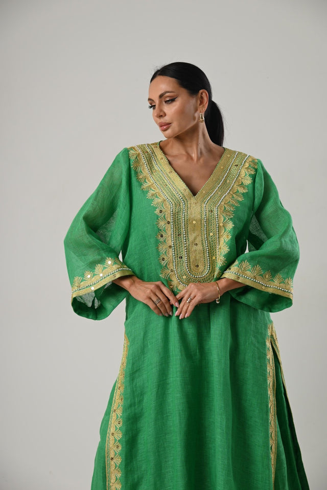 DM25 - R02 G KAFTAN - DAR ALMUZN - MIRA Y MANO