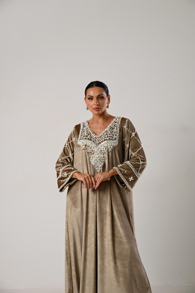 DM25 - V01 KAFTAN - DAR ALMUZN - MIRA Y MANO