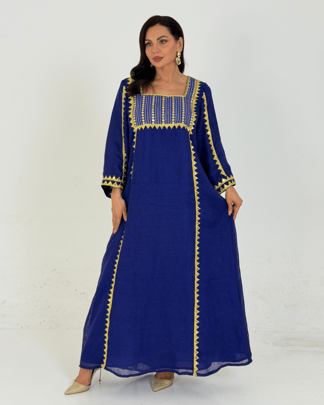 DM26 - R01 B KAFTAN - DAR ALMUZN - MIRA Y MANO