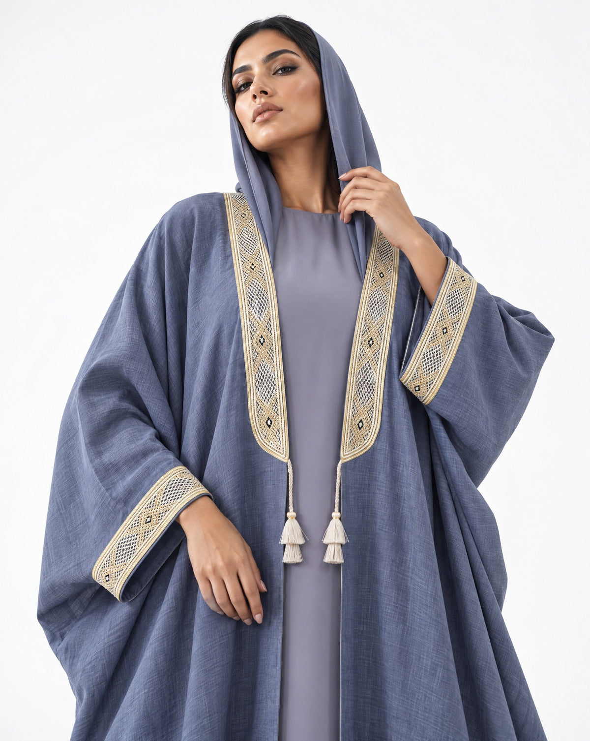 BISHIT CROSS BLUE ABAYA - DAR TARAF - MIRA Y MANO