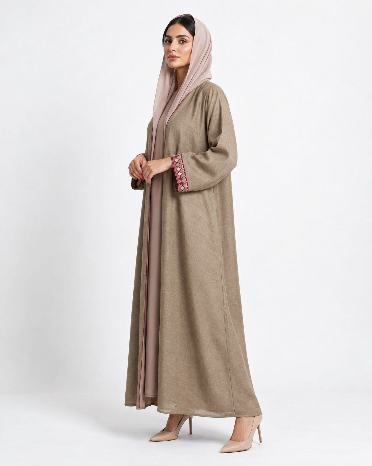 PATTERN CROSS OLIVE ABAYA - DAR TARAF - MIRA Y MANO