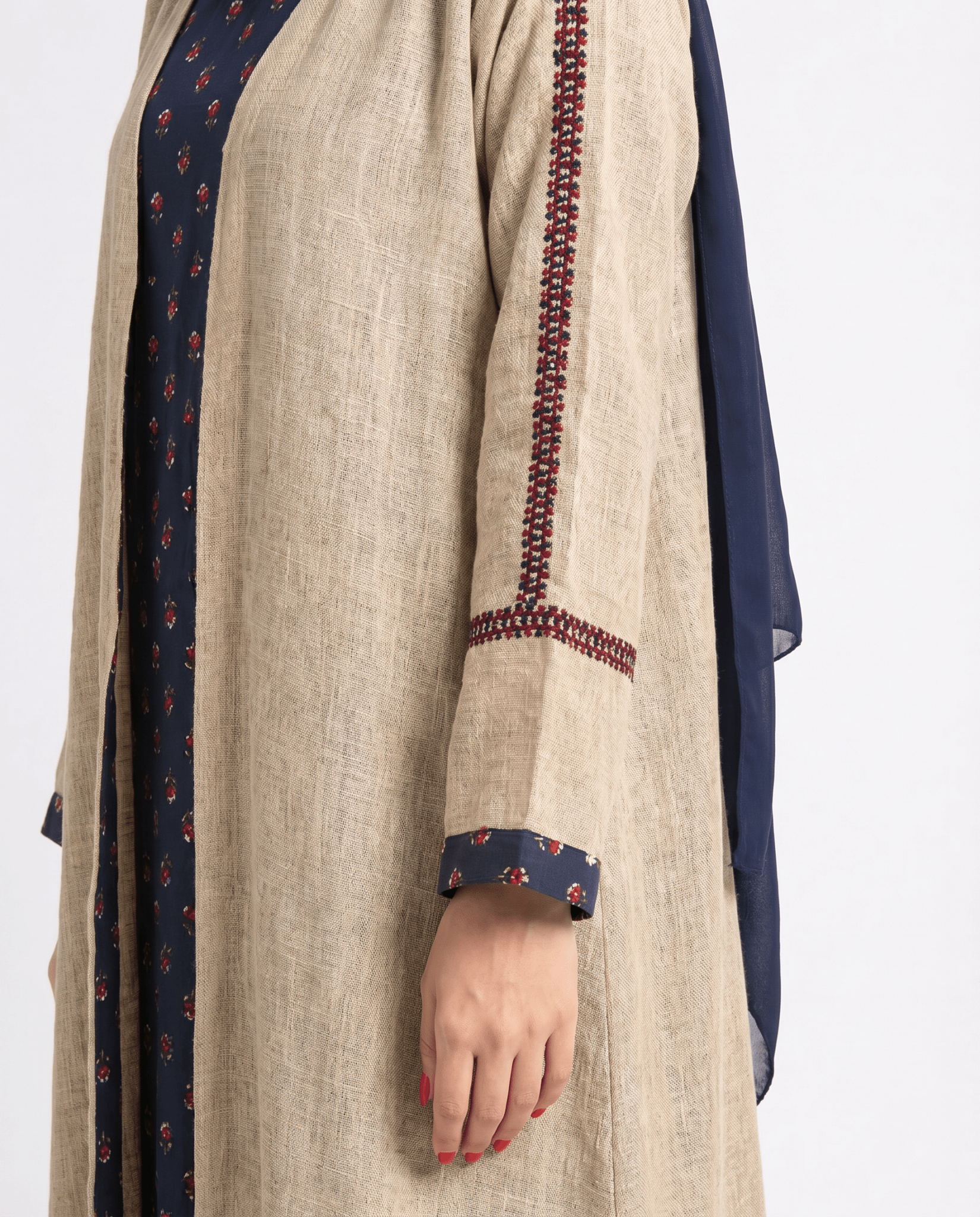 SC26TR6004 - BE ABAYA - DAR TARAF - MIRA Y MANO