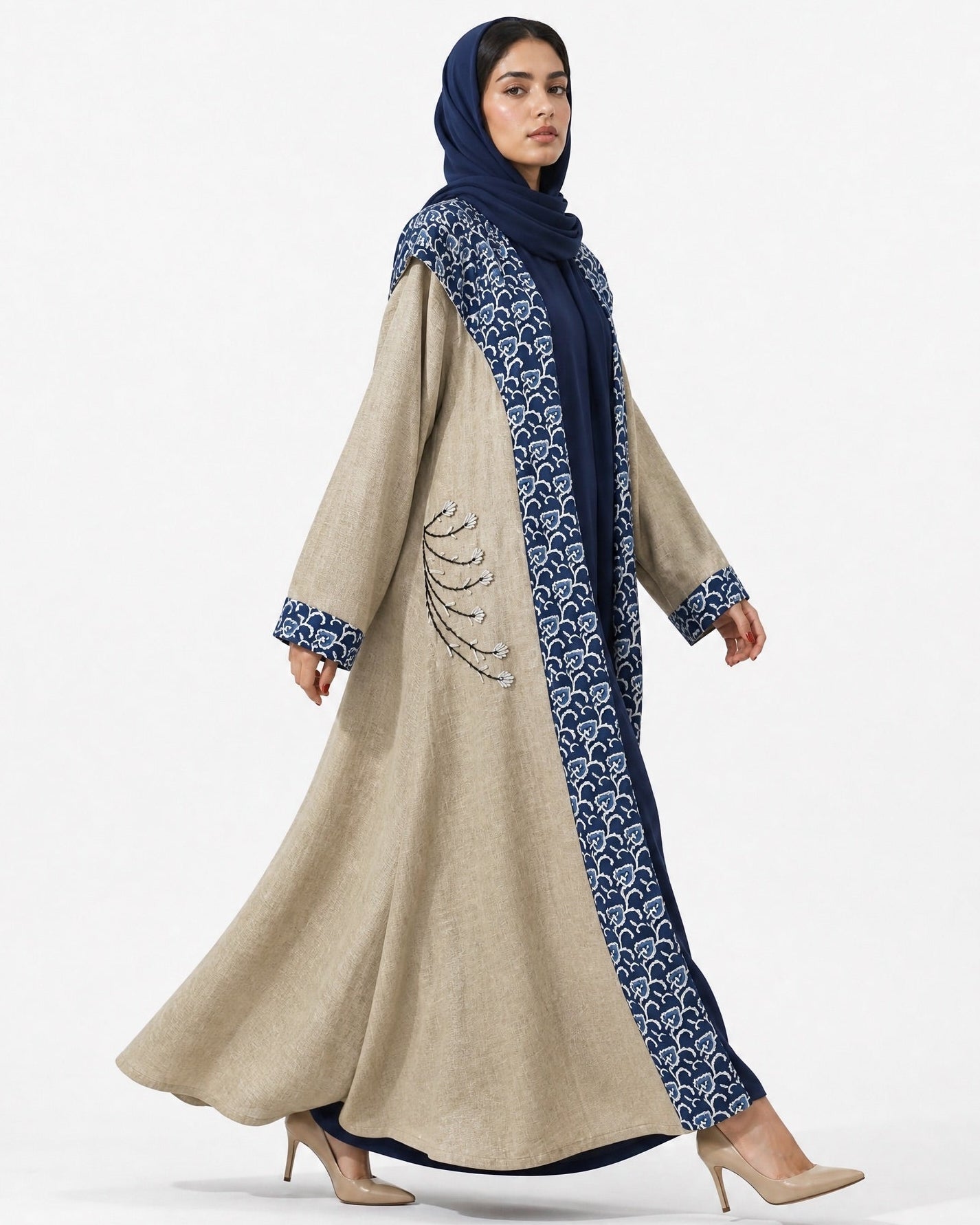 SC26TR6005-BI ABAYA - DAR TARAF - MIRA Y MANO