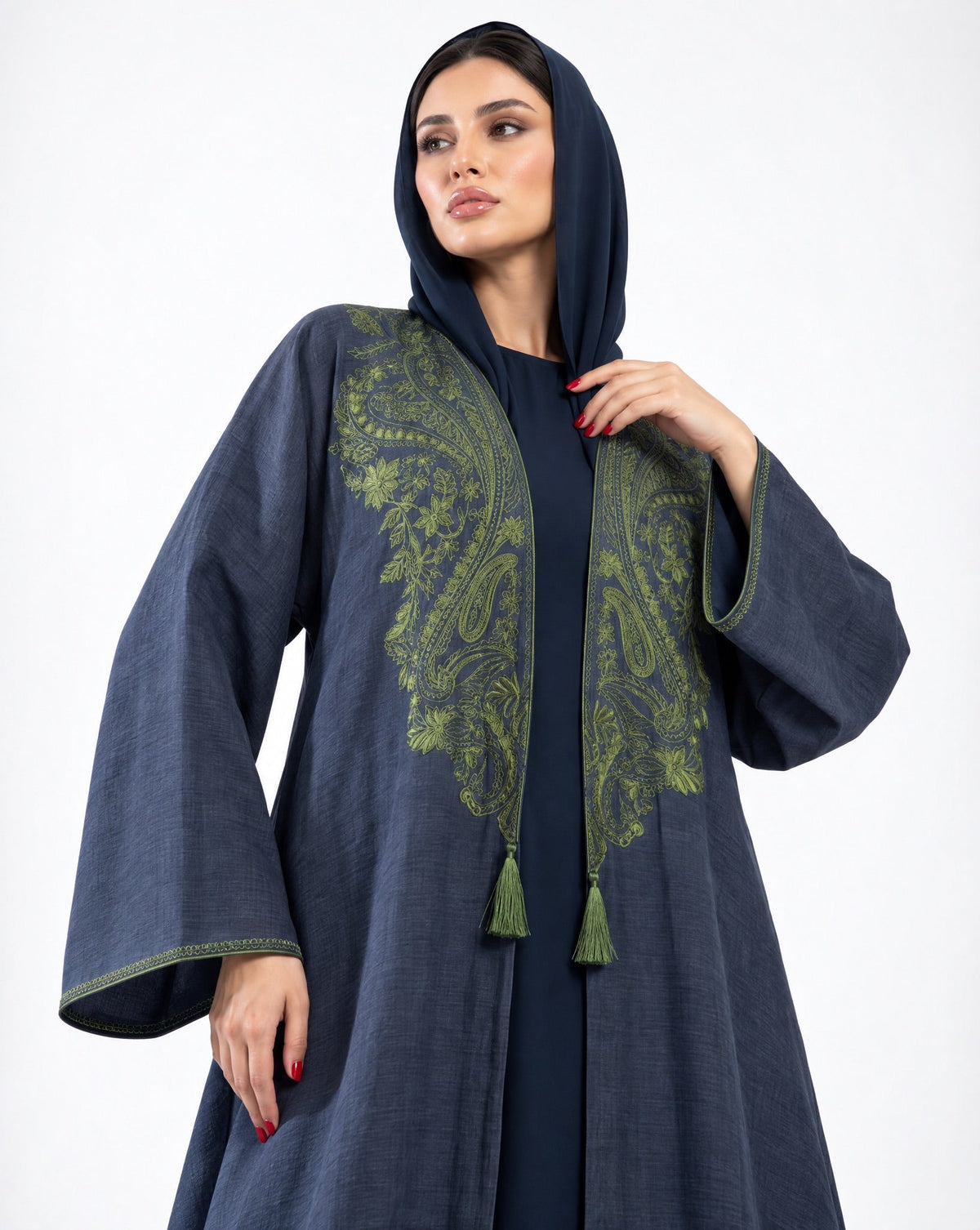 TRADITIONAL BISHIT ABAYA - DAR TARAF - MIRA Y MANO