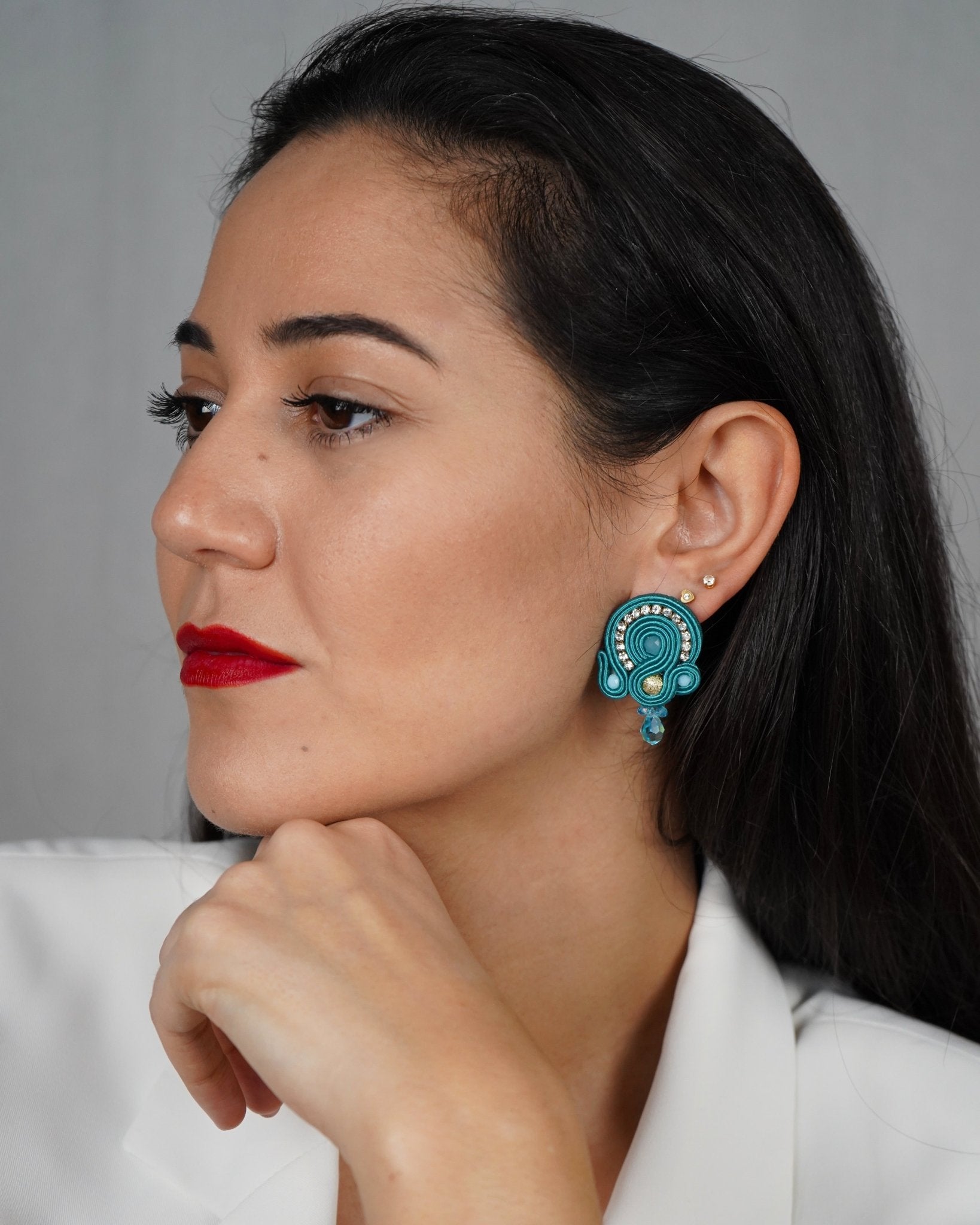MONTMARTRET – Teal Earring - DESIREA - MIRA Y MANO