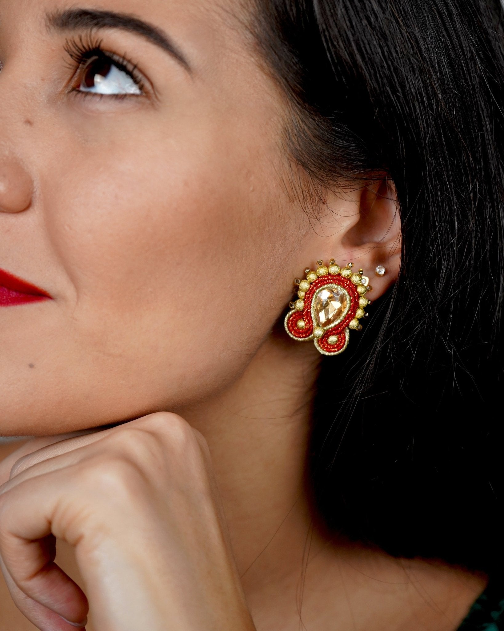 NUMANA1R – Red Earring - DESIREA - MIRA Y MANO