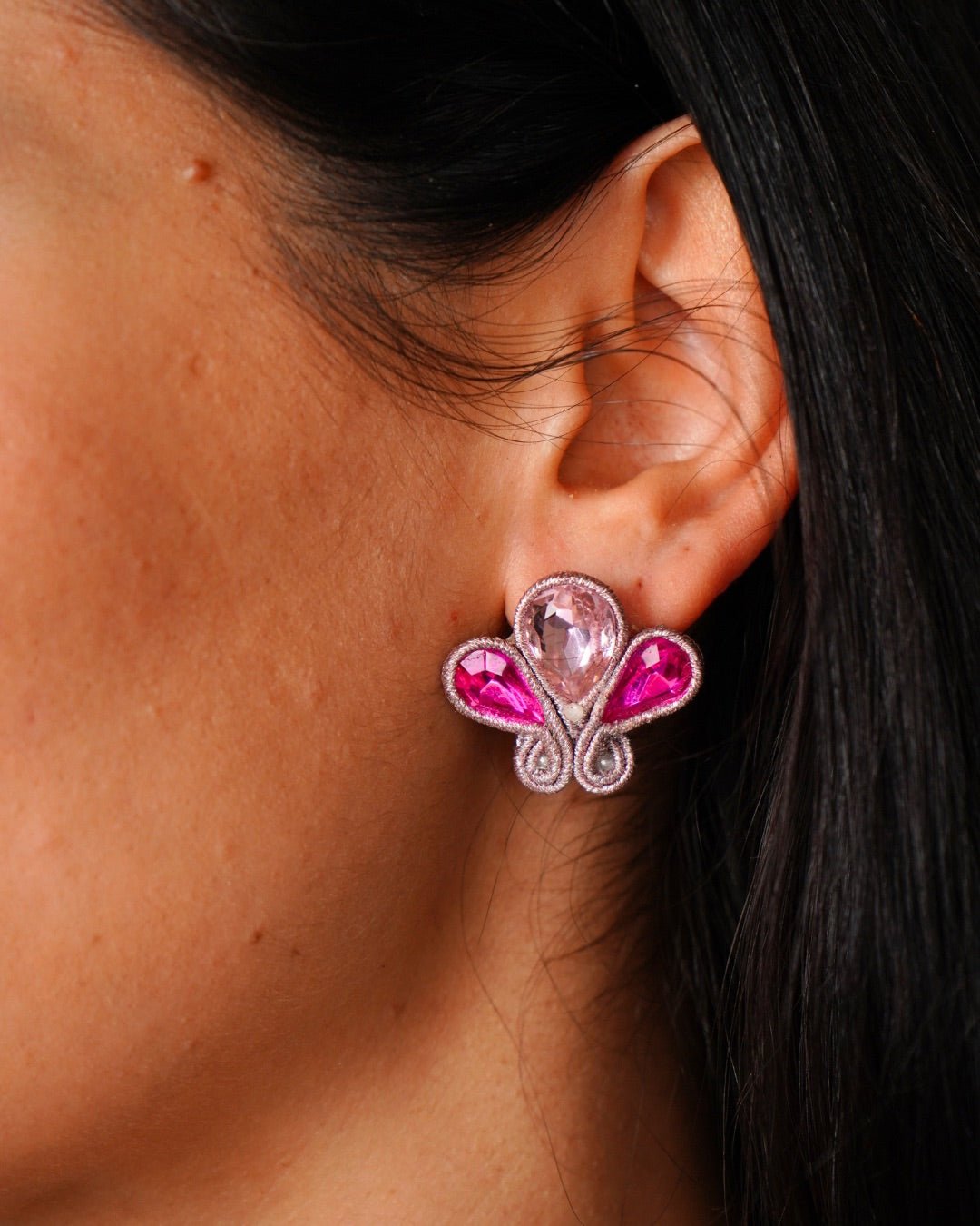PRENDAS 6PV – Hot Pink Cotton Mix Earring - DESIREA - MIRA Y MANO