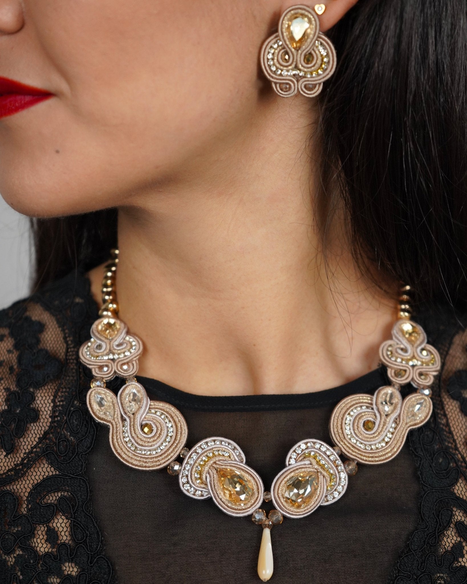 STAR1G – Gold Necklace - DESIREA - MIRA Y MANO