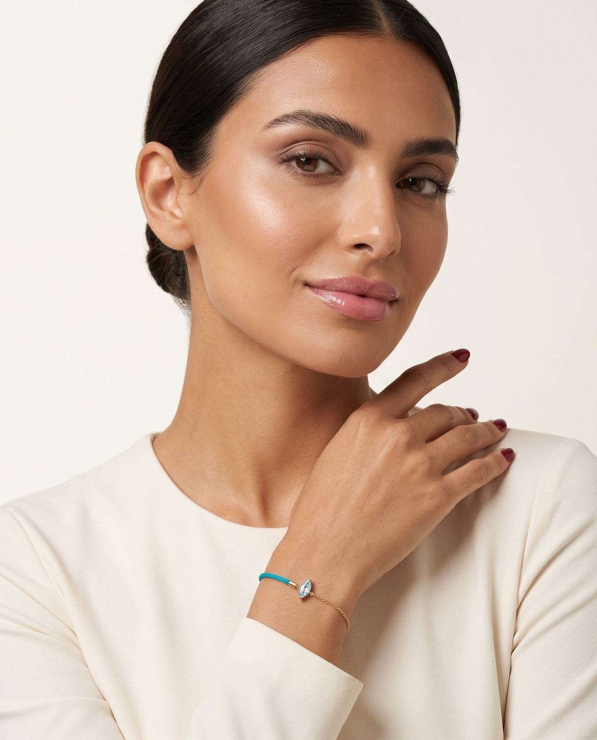 DM-CH-B00170 – Bracelet - DUA ALMOALLIM JEWELRY - MIRA Y MANO