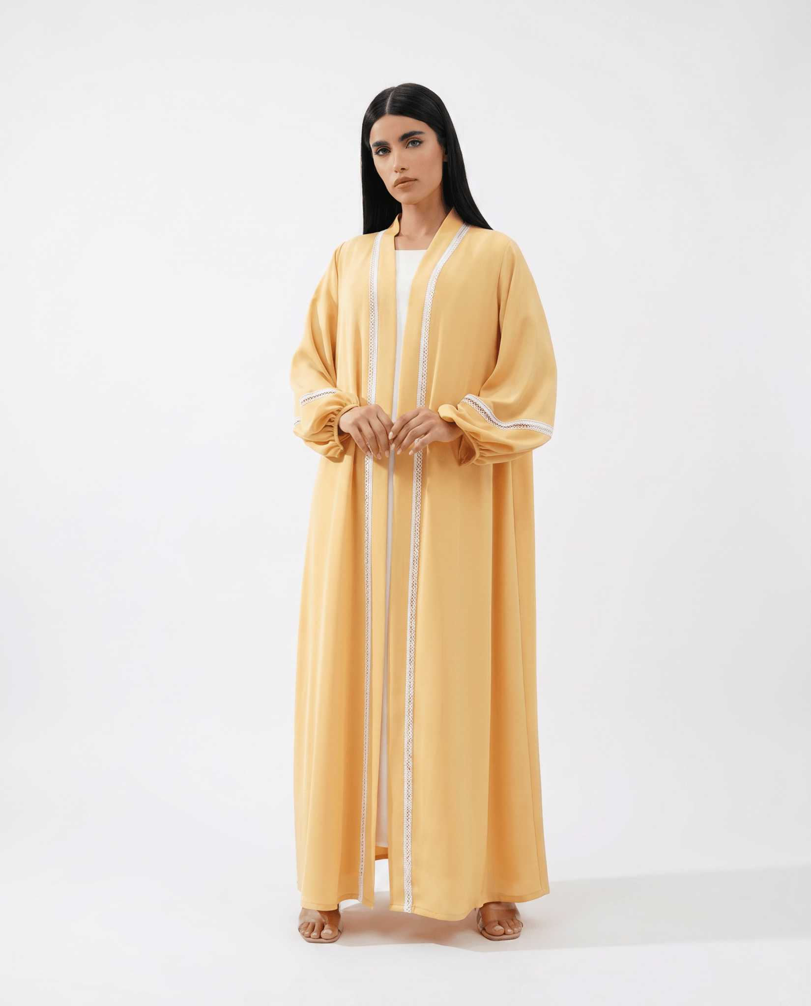 ABM26-1120-YL ABAYA - EFFA - MIRA Y MANO