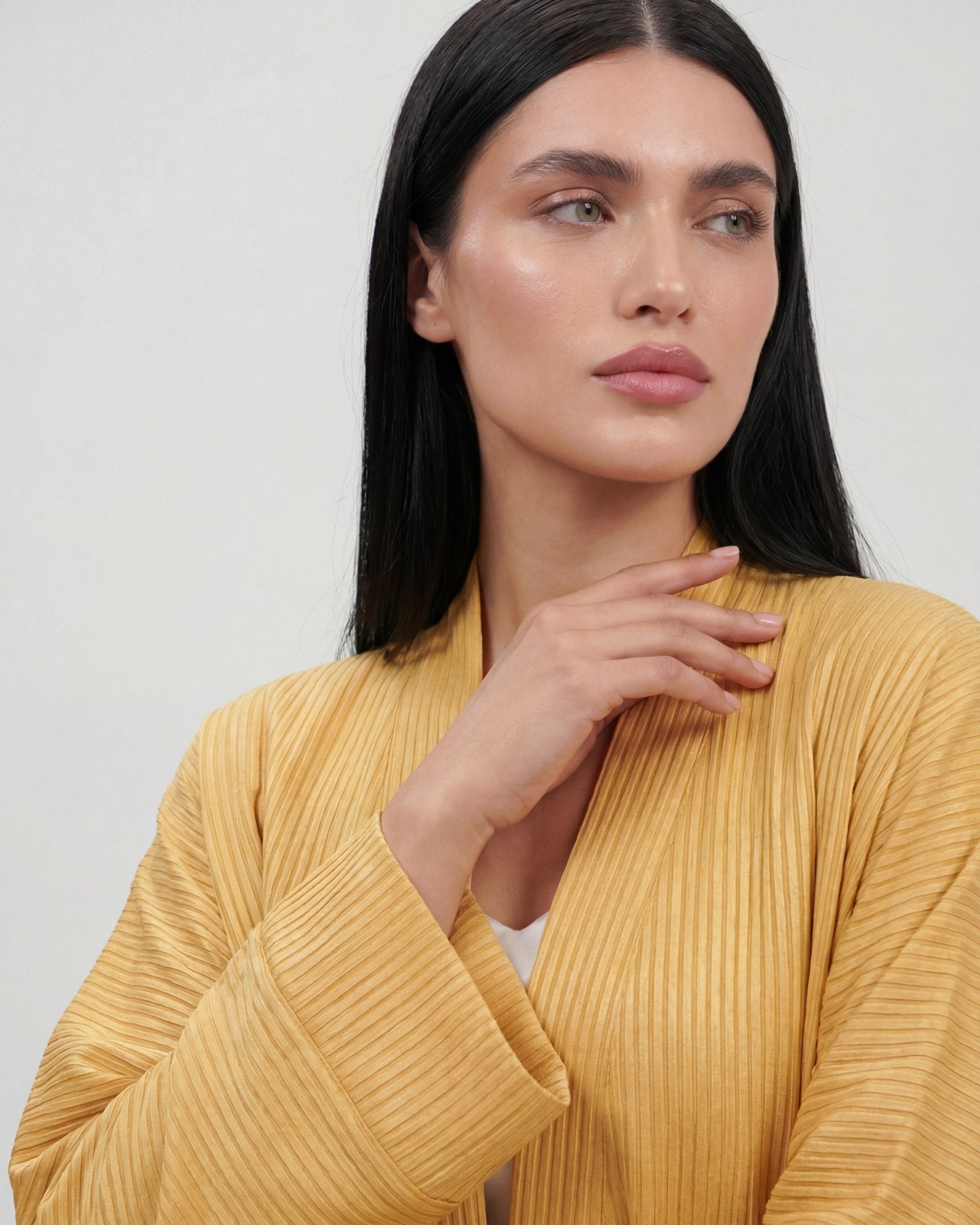 ABM26-1125 ABAYAS - EFFA - MIRA Y MANO