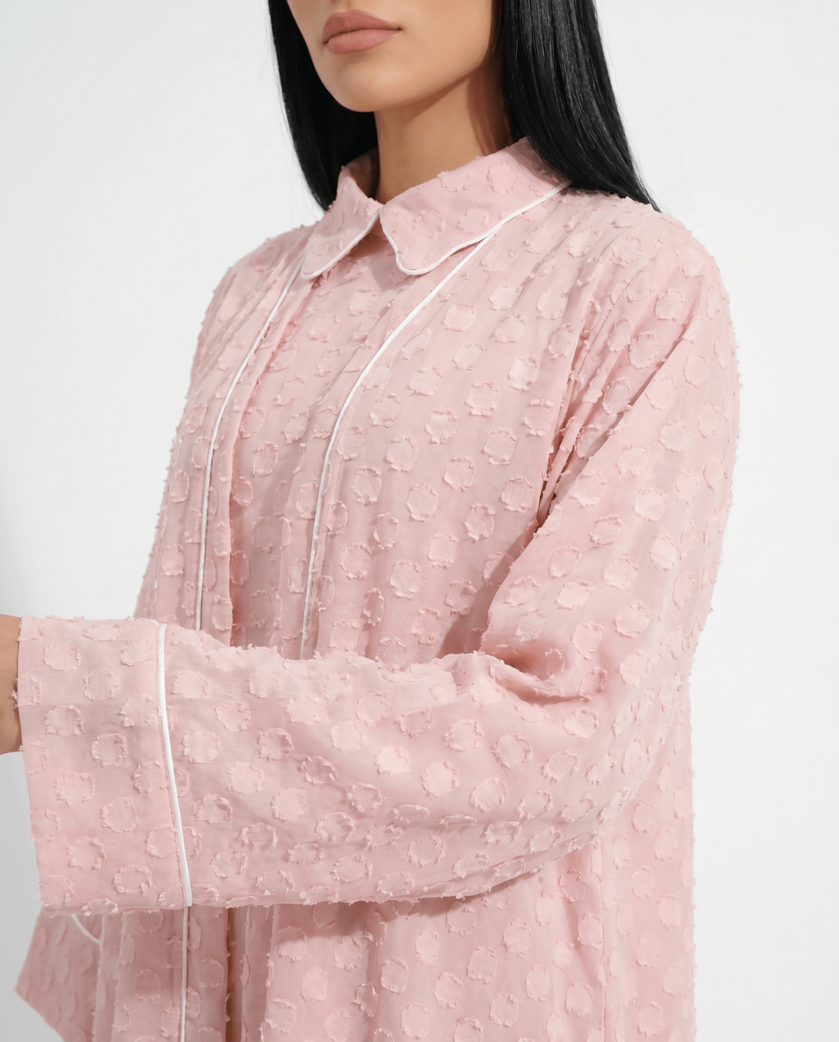 ABM26-113-PK ABAYA - EFFA - MIRA Y MANO