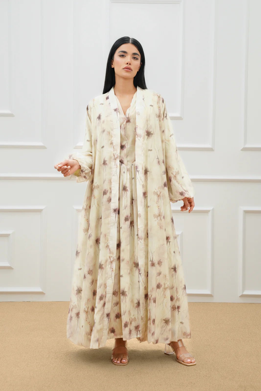 ABM26 - 1134 ABAYAS - EFFA - MIRA Y MANO