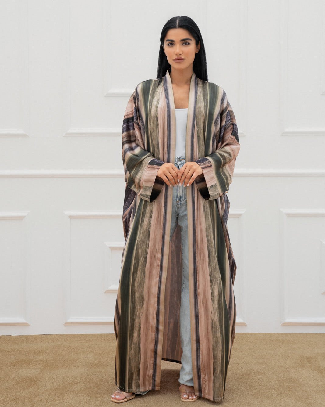 ABM26-1147C - Olive Silk Abaya - EFFA - MIRA Y MANO