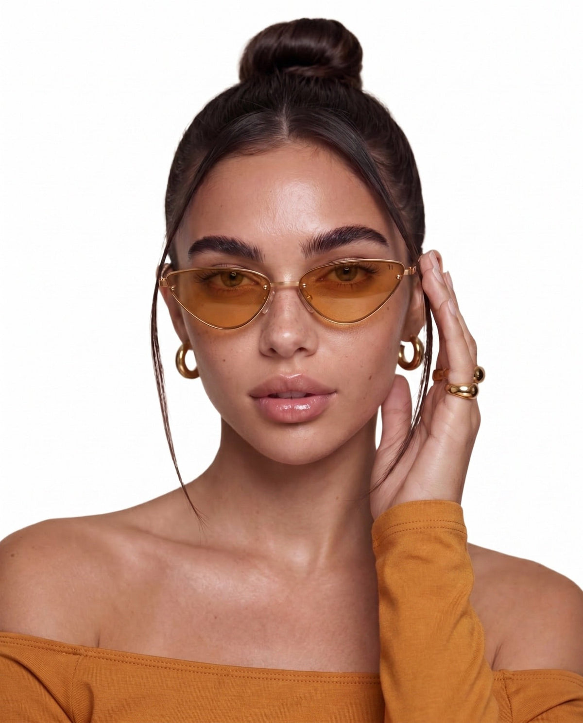 HEPBURN TAN – نظارة شمسية معدنية باللون البيج – صورة المنتج 2