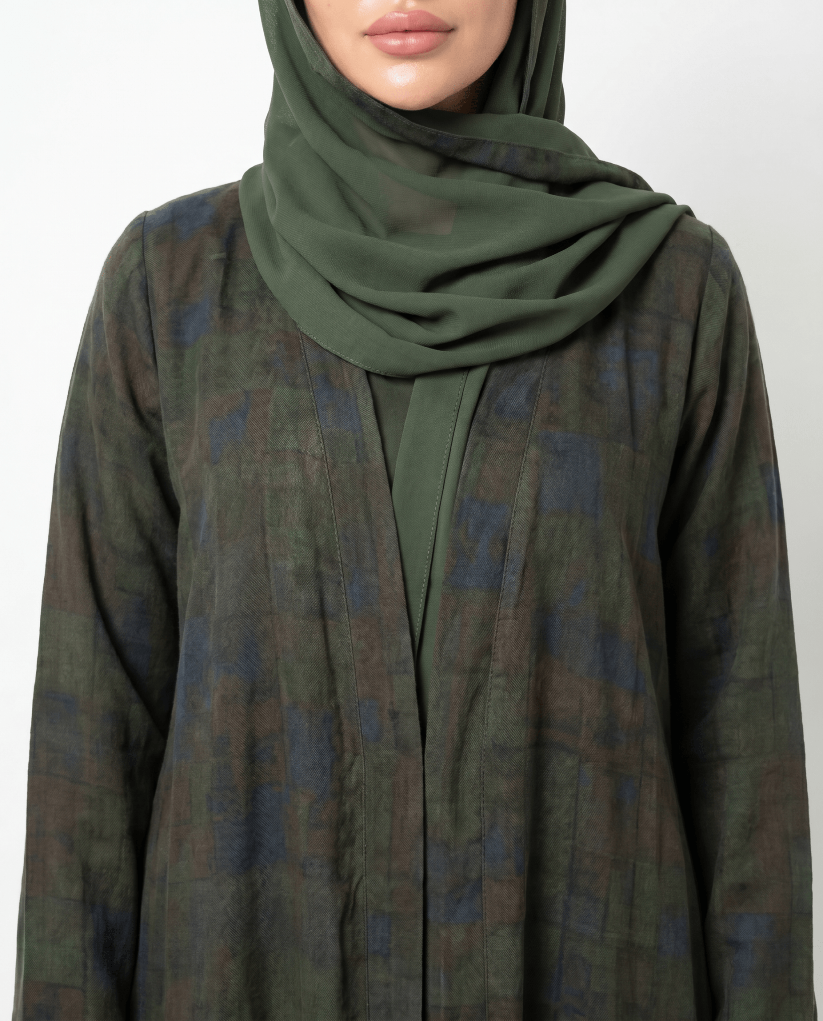 ABY 4410M ABAYA - EMAD RIZQ - MIRA Y MANO