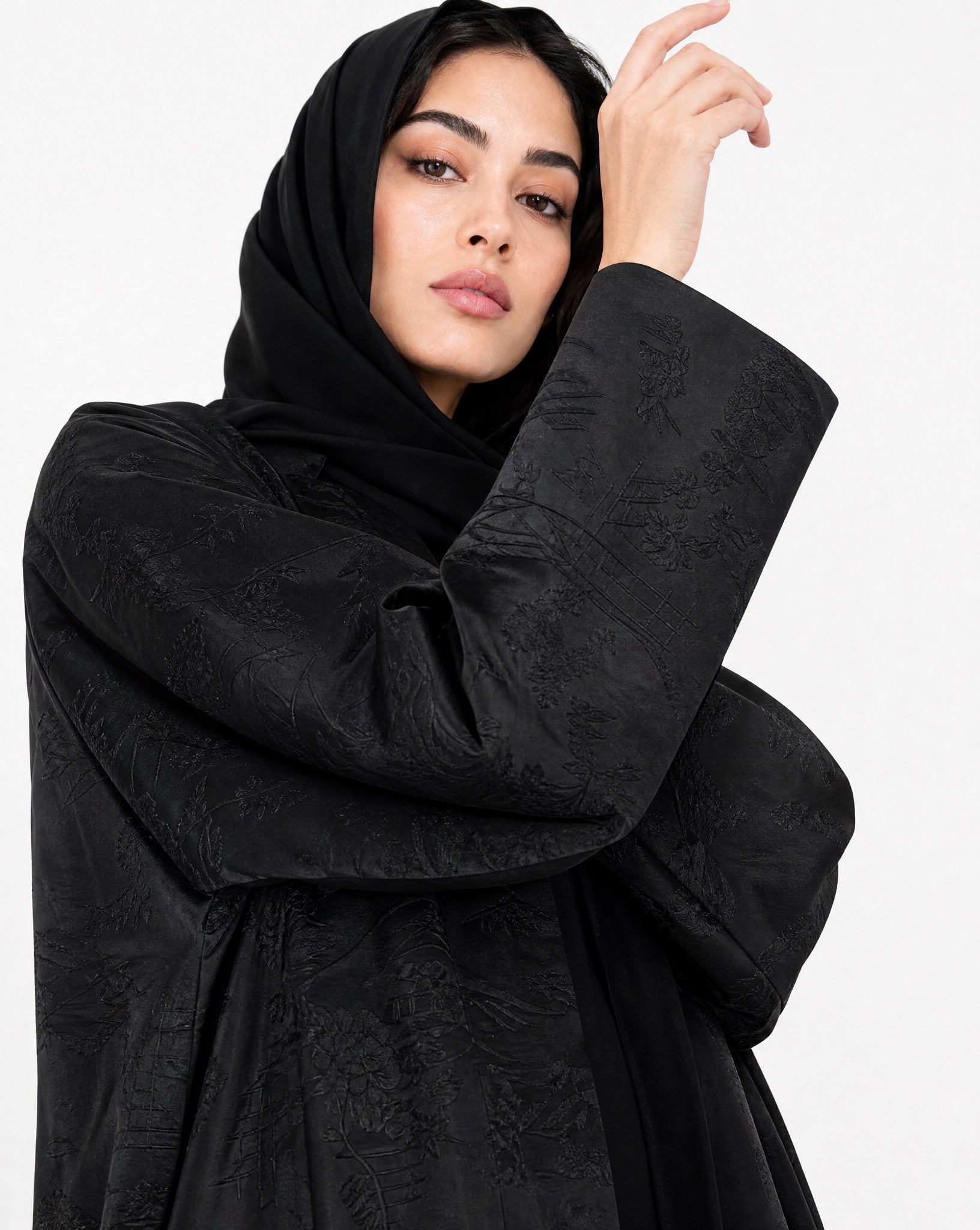ABY 4684M – Black Jacquard Abaya - EMAD RIZQ - MIRA Y MANO