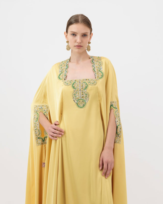 J01 KAFTAN - ENDEMAGE - MIRA Y MANO