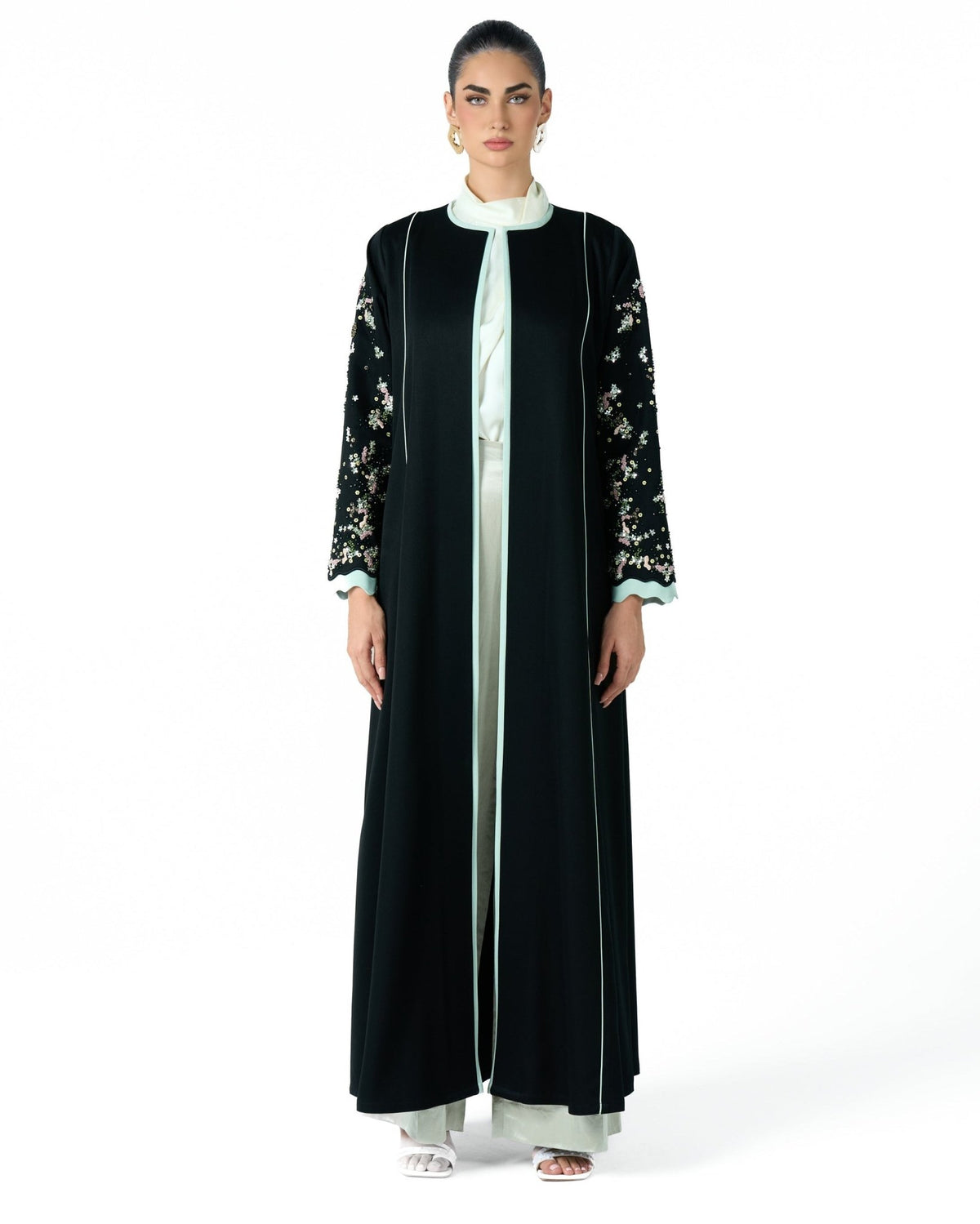 MS6-F163 - Black Crepe Abaya - MIRA Y MANO
