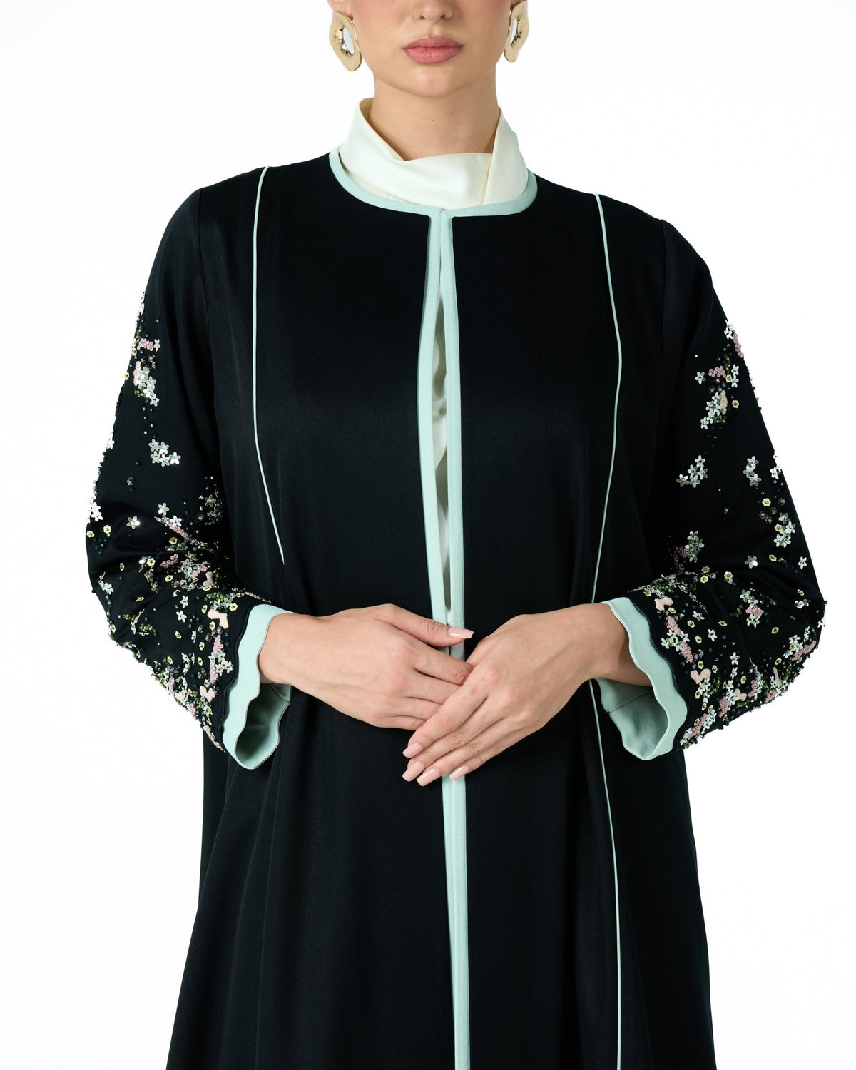 MS6-F163 - Black Crepe Abaya - MIRA Y MANO
