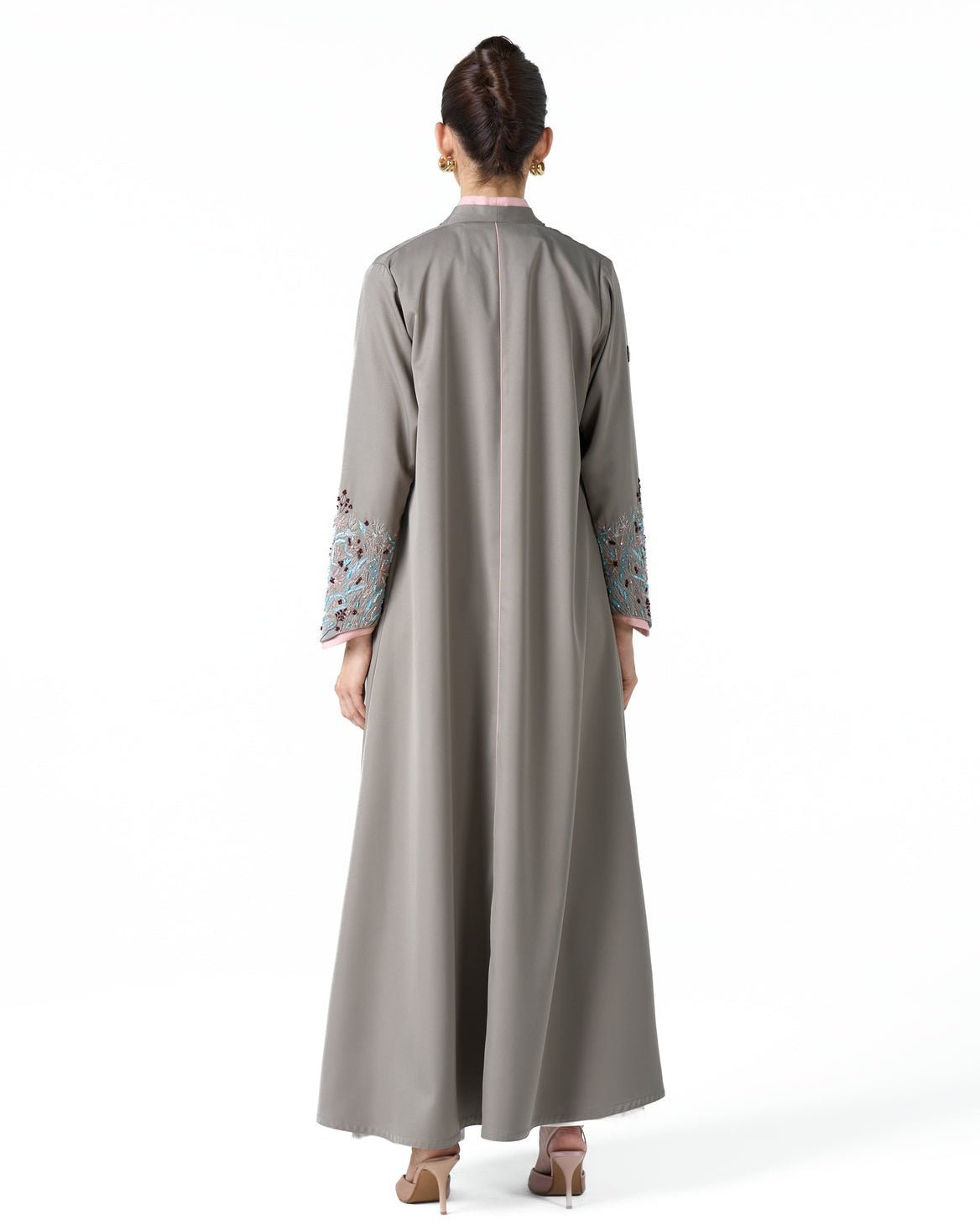 MS6-F189 - Tan Crepe Abaya - MIRA Y MANO