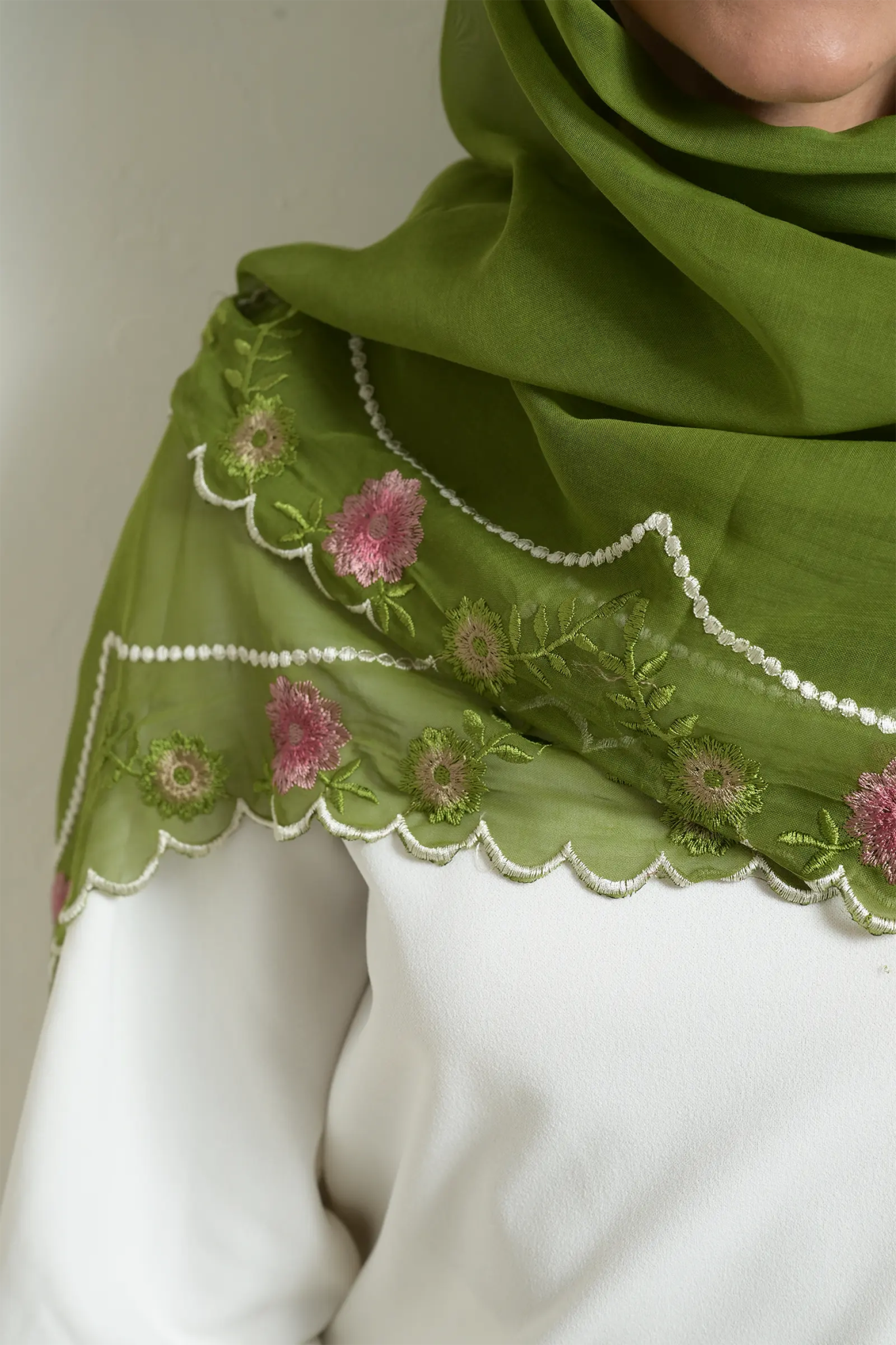 AZ1029 CLOVER SCARF - FOULARD - MIRA Y MANO