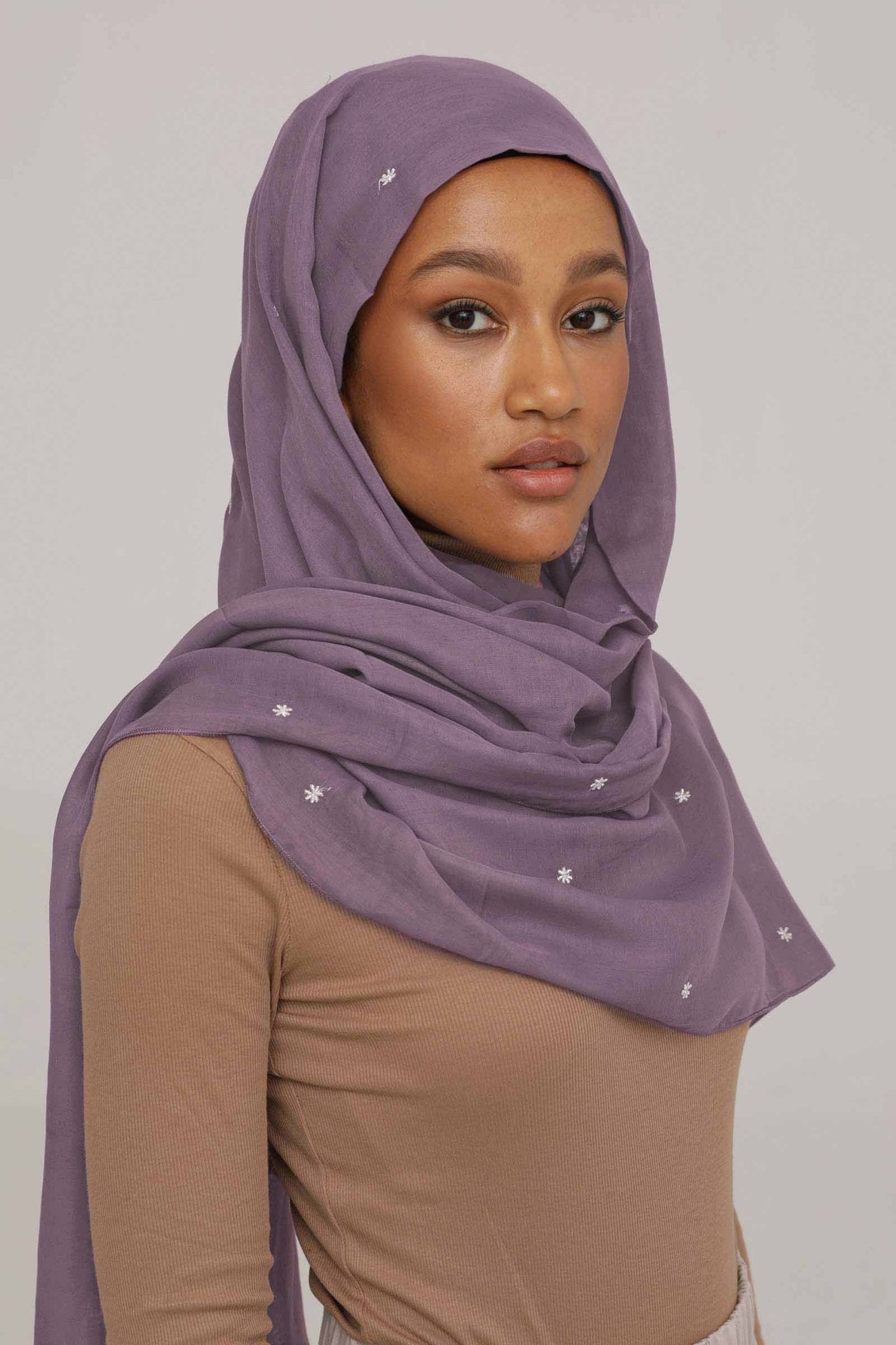 MN0018 DAISY SCARF - FOULARD - MIRA Y MANO