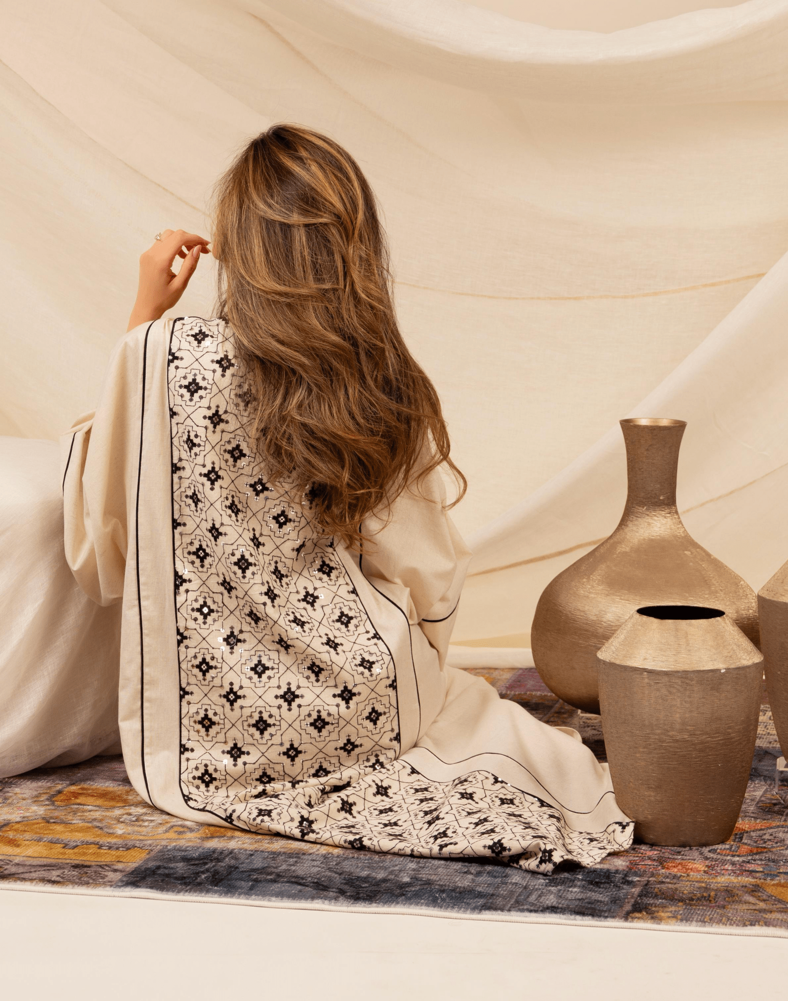 FCK 105 KAFTAN - FOUZ COUTURE - MIRA Y MANO