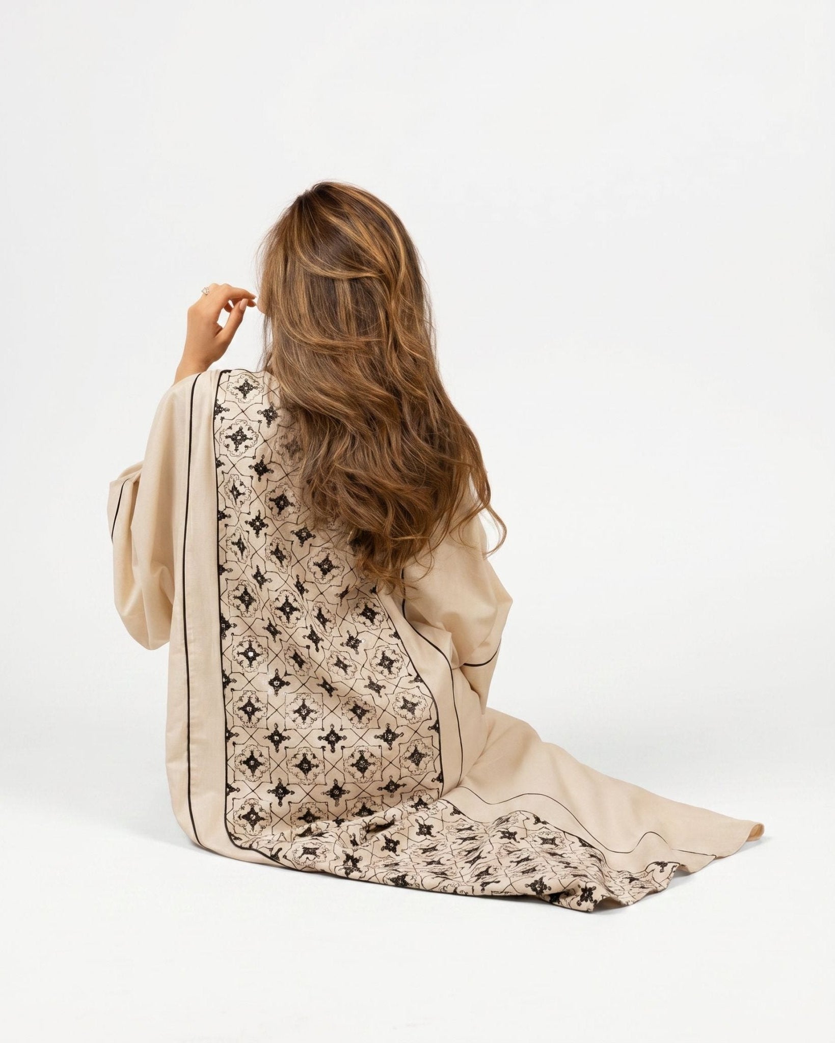 FCK 105 KAFTAN - FOUZ COUTURE - MIRA Y MANO