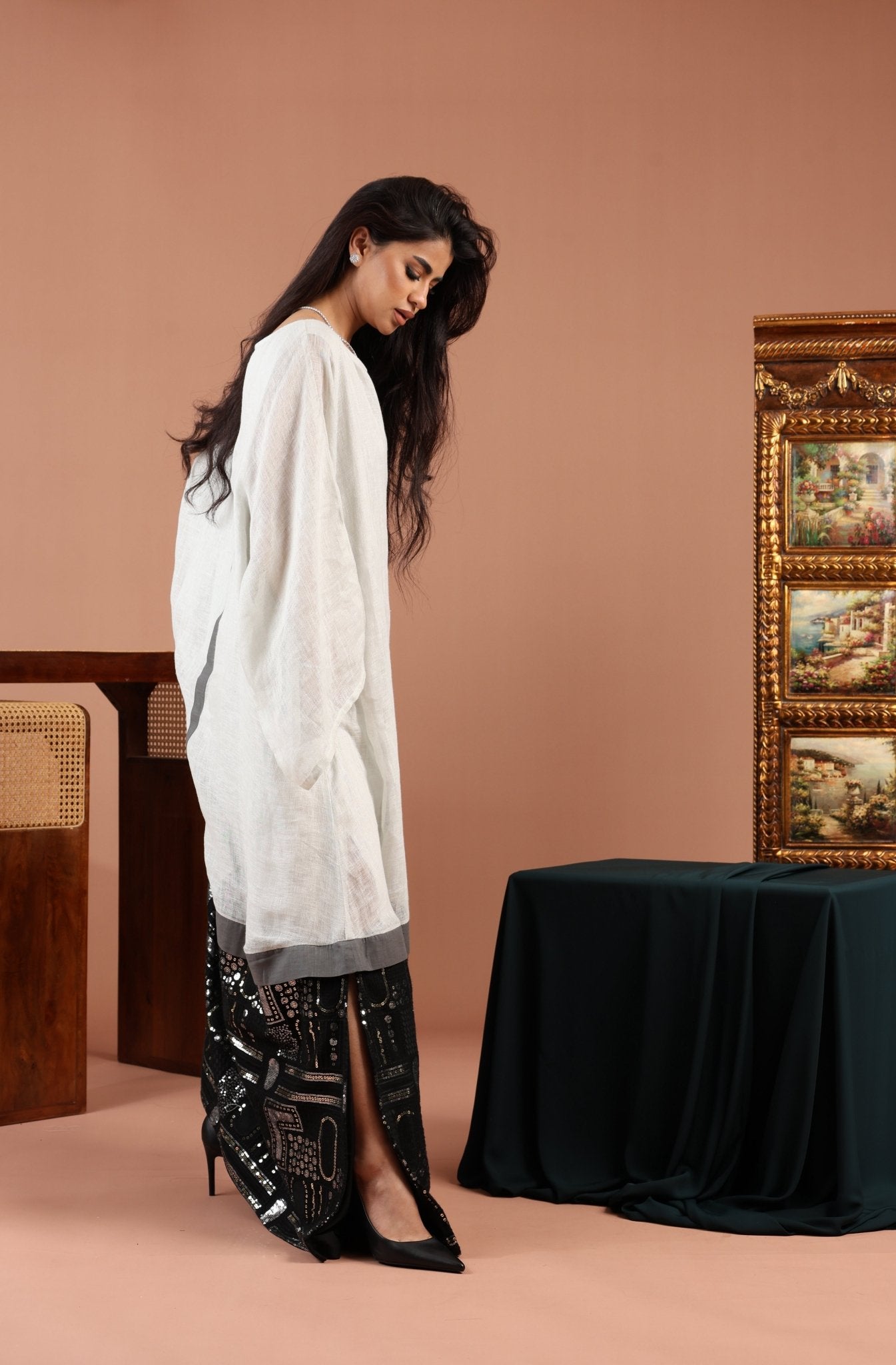 FCK 153 KAFTAN - FOUZ COUTURE - MIRA Y MANO