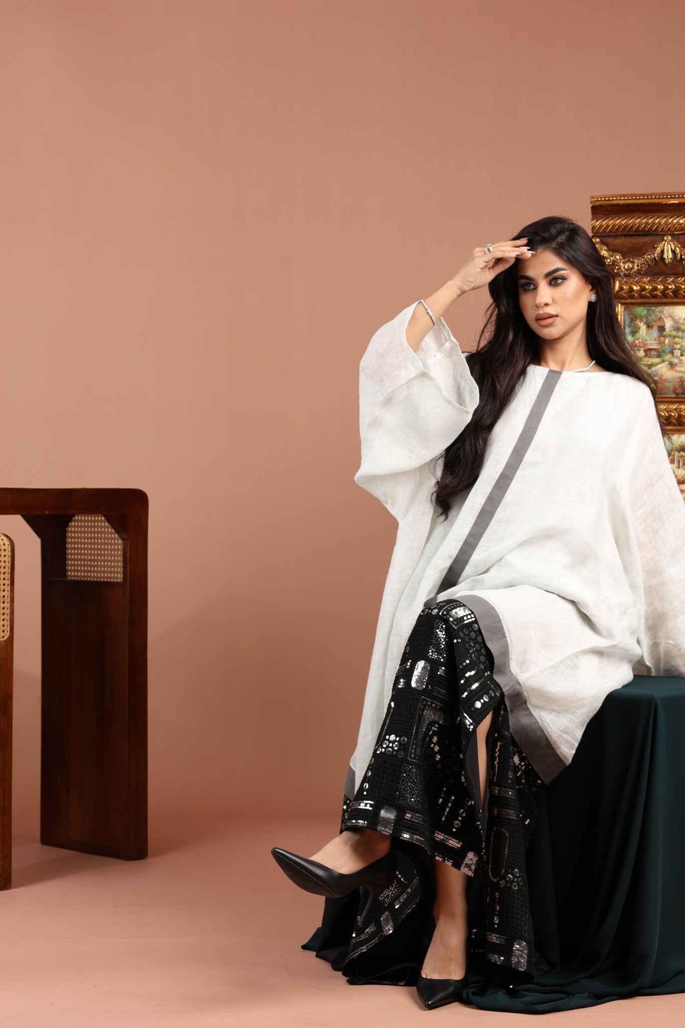 FCK 153 KAFTAN - FOUZ COUTURE - MIRA Y MANO