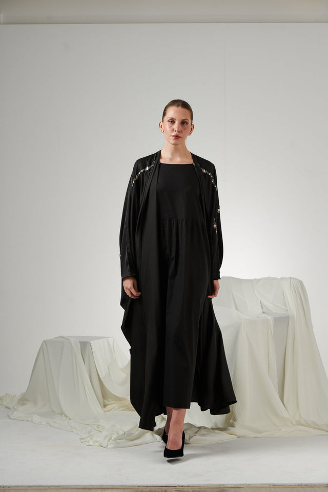 SS25FC016 ABAYA - FOUZ COUTURE - MIRA Y MANO