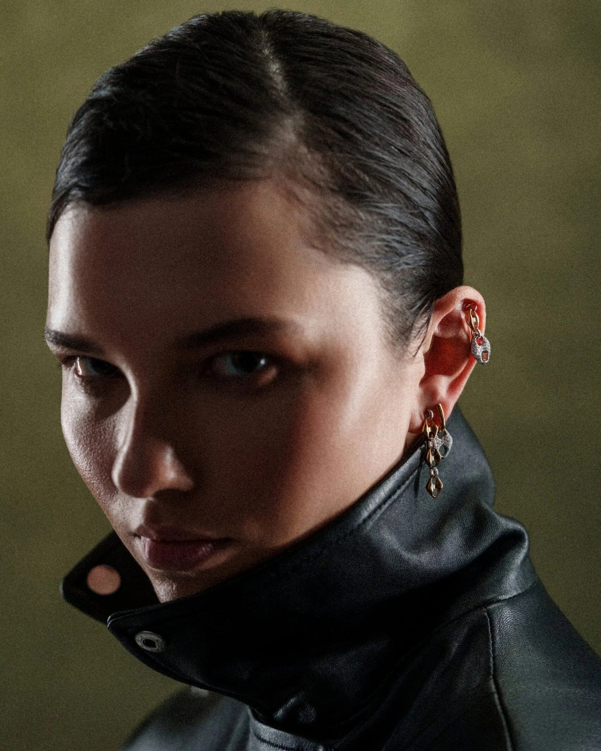 DOUBLE PAVE INFINITY LOOP – Two Tone Earring - GHALIA - MIRA Y MANO