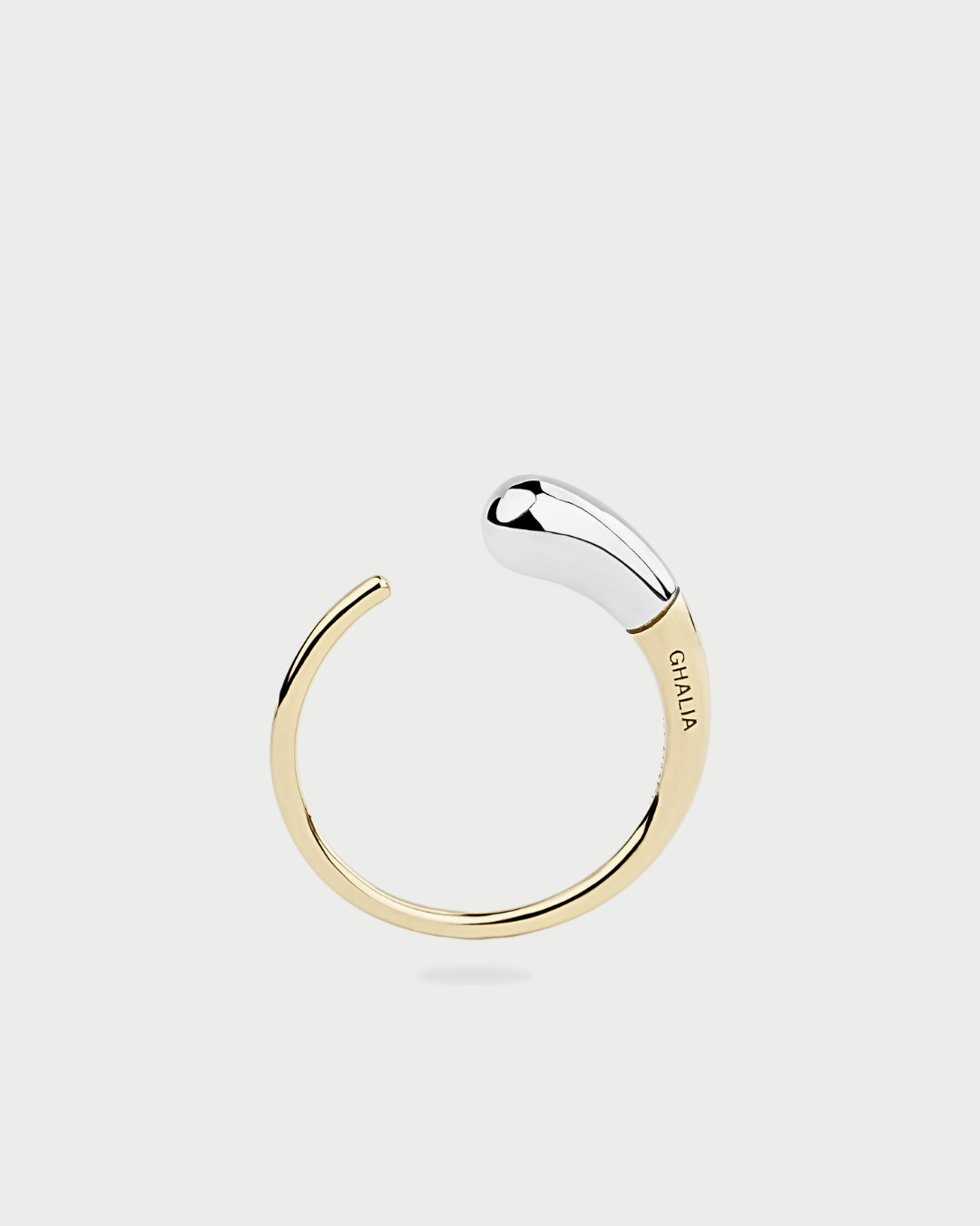 GOLD SLEEK MOON RING - GHALIA - MIRA Y MANO