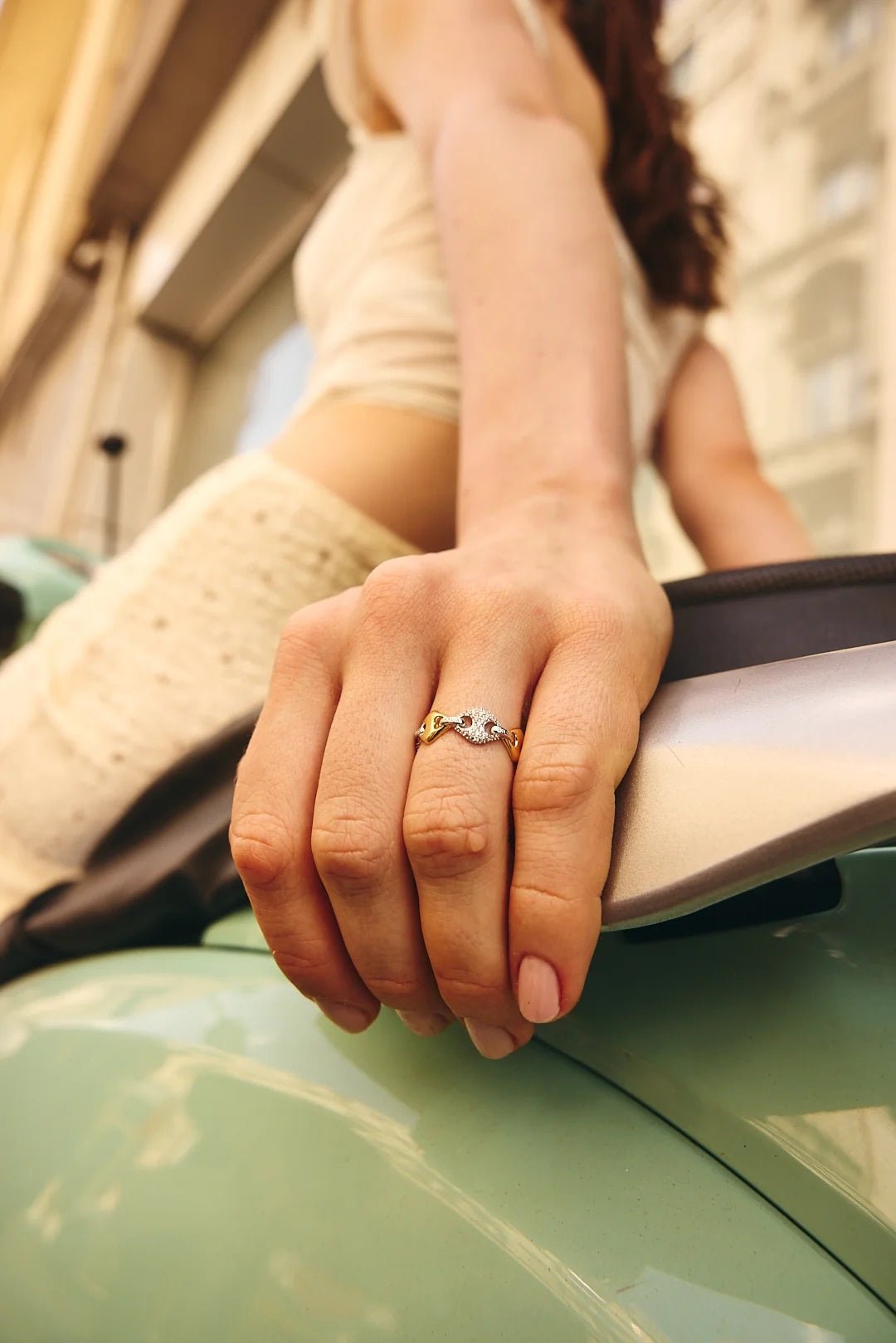 Infinity Bridge Ring - GHALIA - MIRA Y MANO