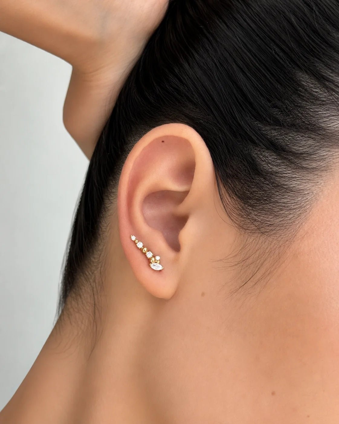 ORBIT CLIMBERS – Two Tone Earring - GHALIA - MIRA Y MANO